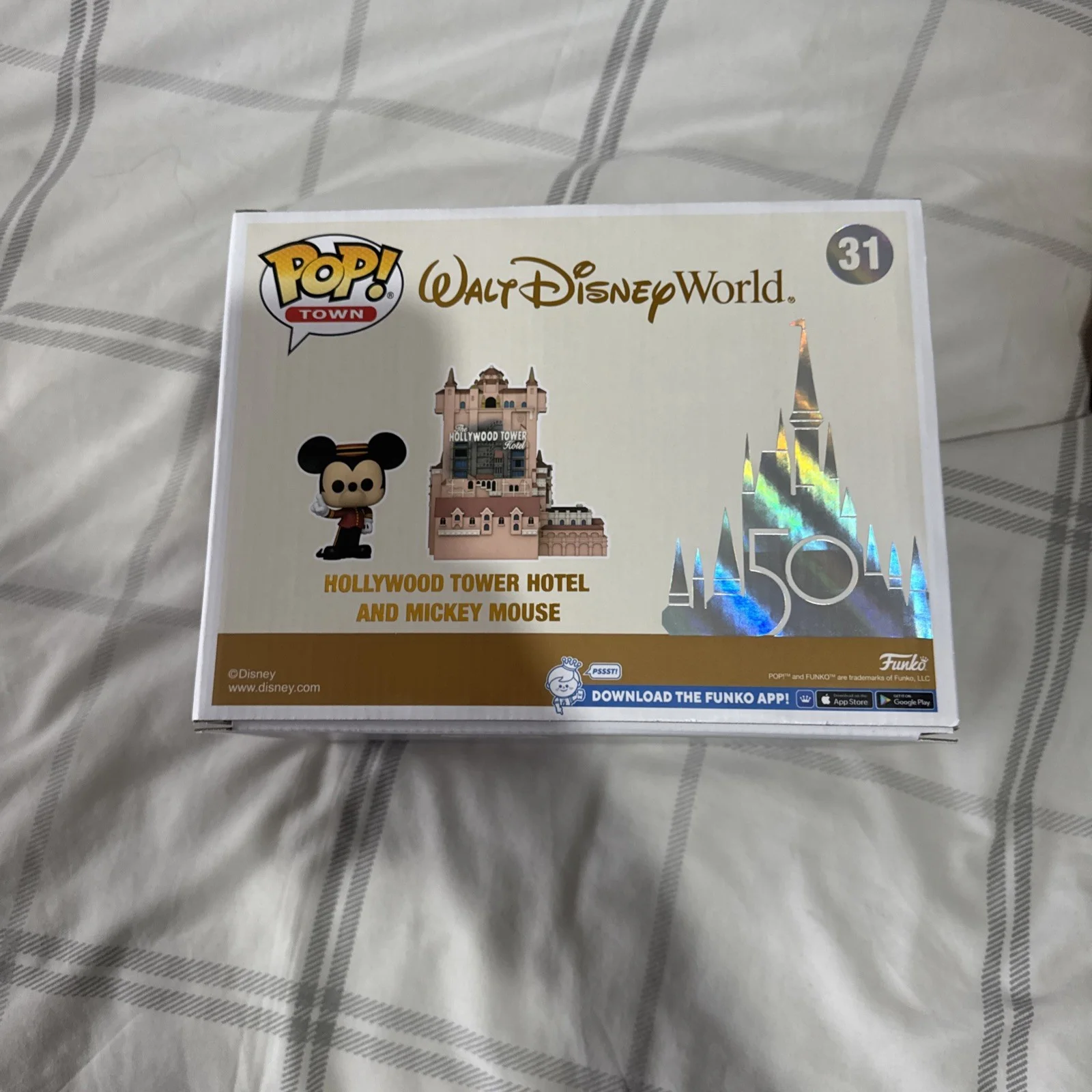 Funko Pop! Walt Disney World 50th Hollywood Tower Hotel and Mickey Mouse Vinyl, изображение 3