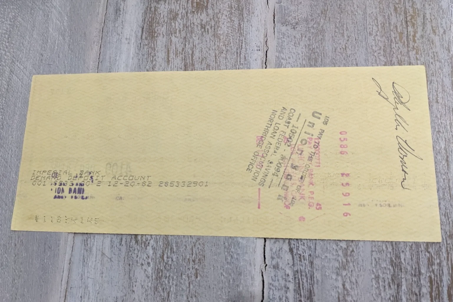 Barbara Eden — BARBARA EDEN signed check - I Dream of Jeanie RARE VINTAGE 1982 GENUINE, изображение 3