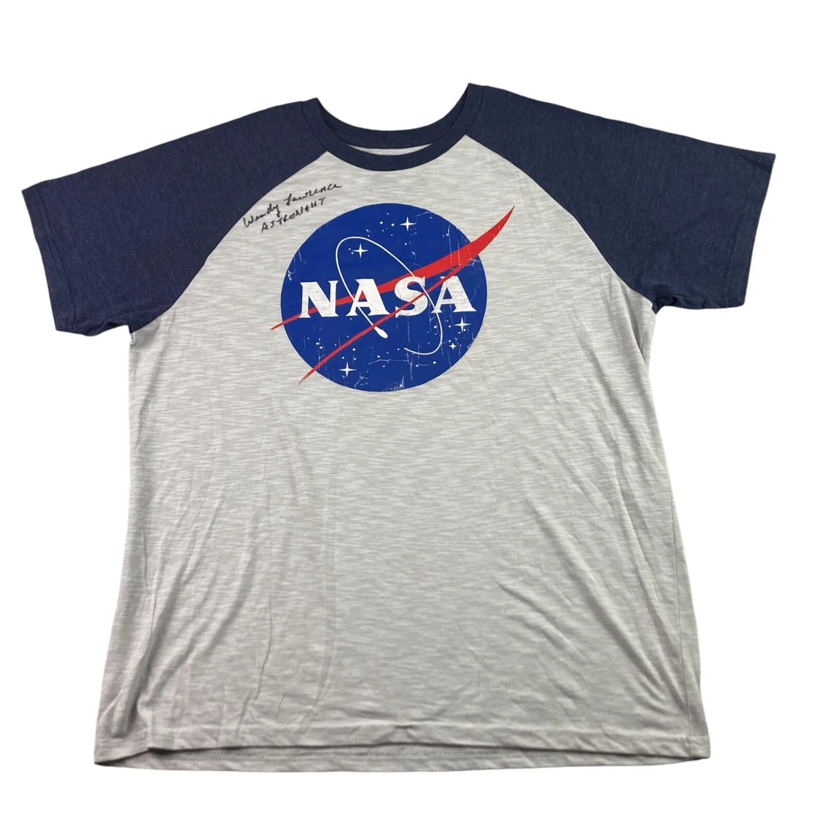 Wendy Lawrence — Wendy Lawrence NASA Astronaut Autograph Guaranteed T-Shirt Gray Navy • XL, image 2