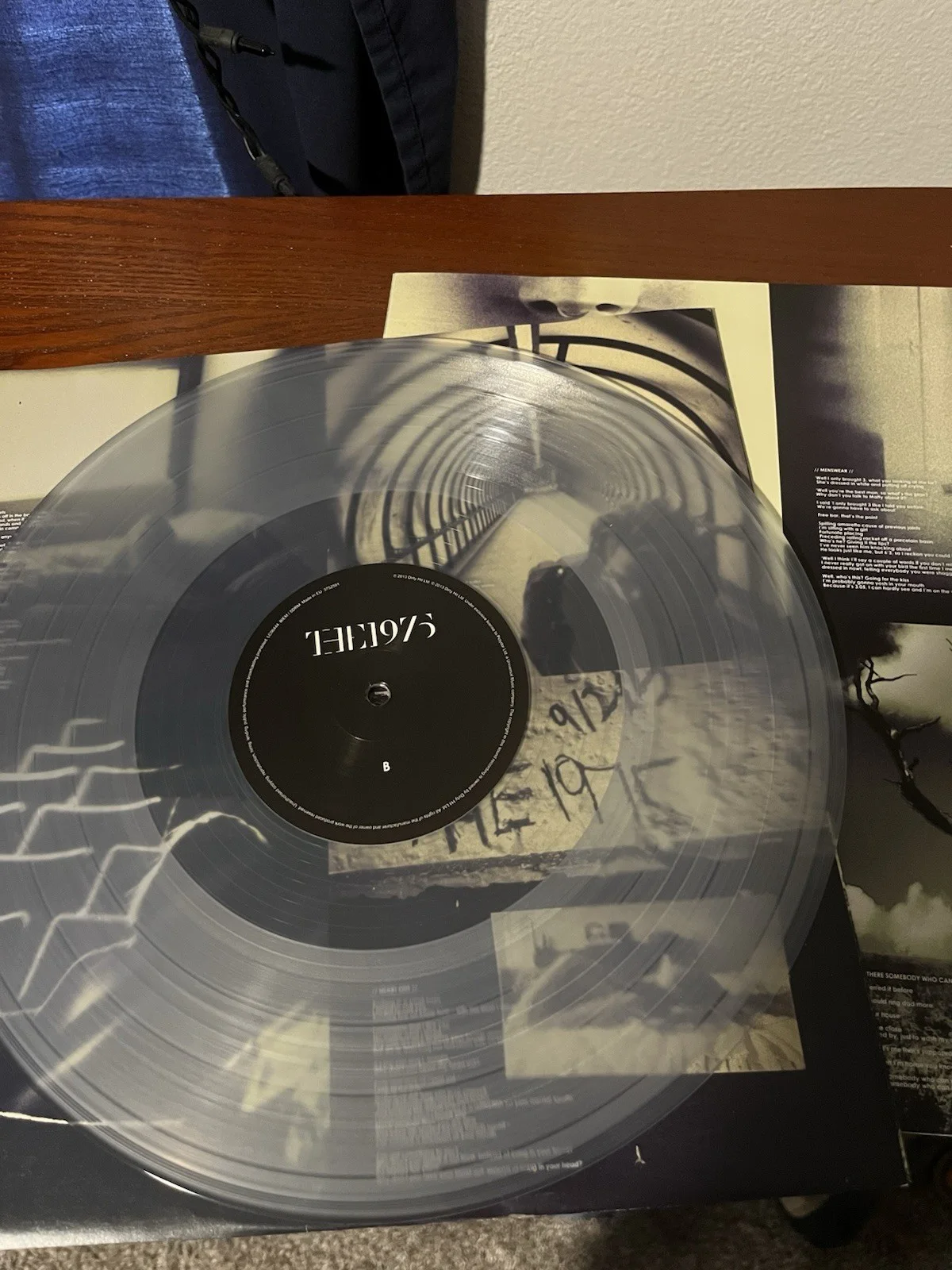 The 1975 Self Titled Vinyl LP Signed Matty Healy Rare, image 3