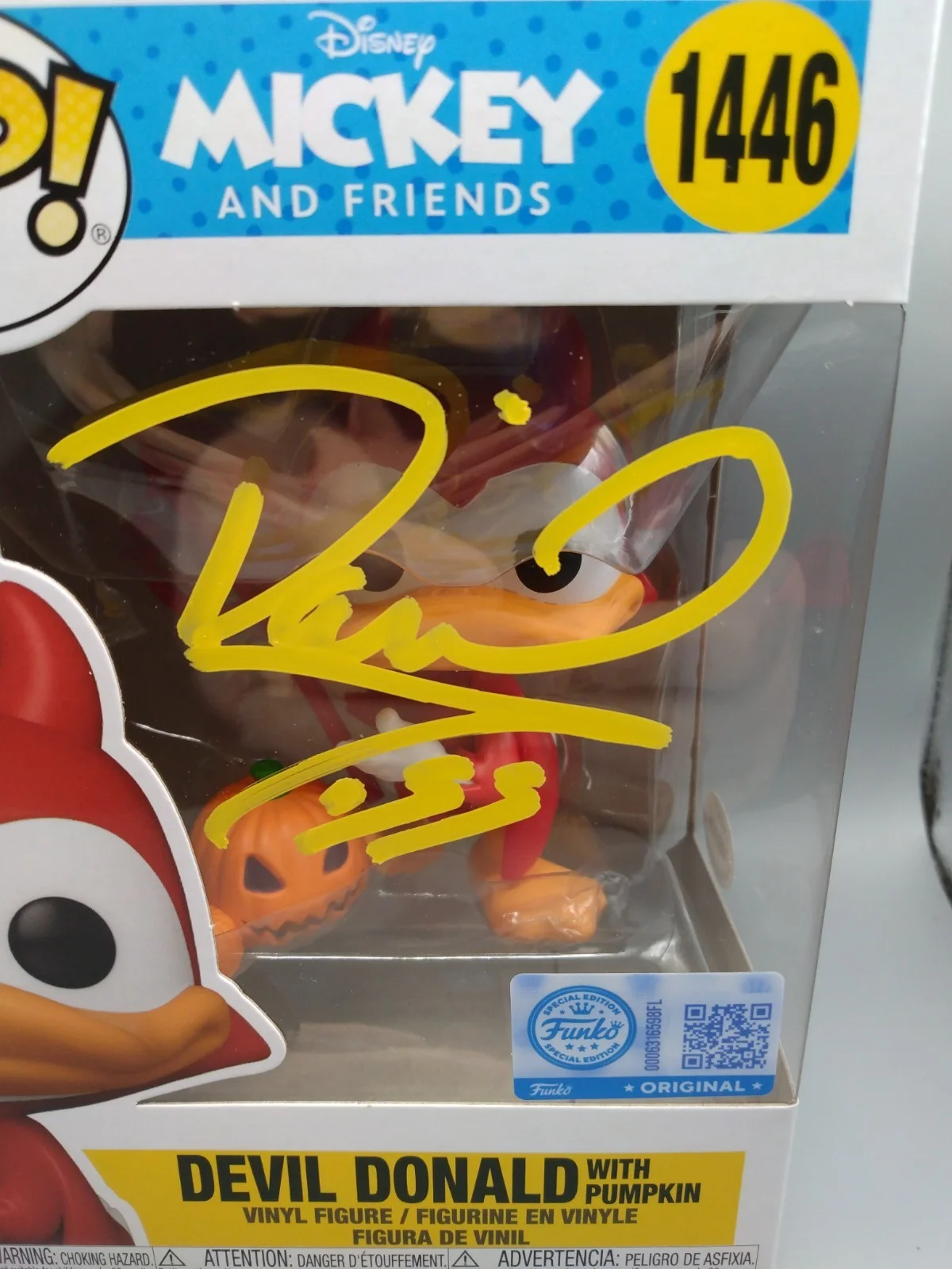 Donald Duck, Daniel Ross — Daniel Ross Signed Autographed Devil Donald Funko Pop #1446 COA #A41506 AUTO, image 2