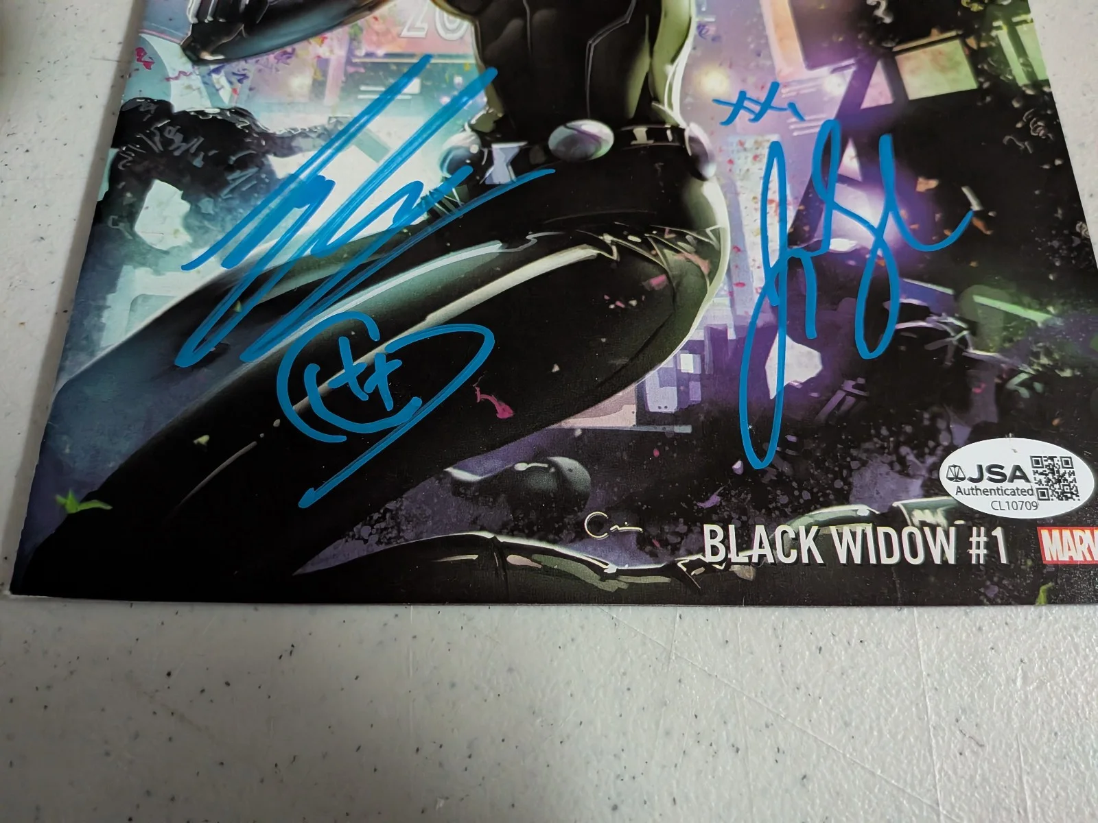 SOSKA Sisters 2x Signed Comic Marvel Black Widow #1 Stan Lee Memorial JSA COA, image 2