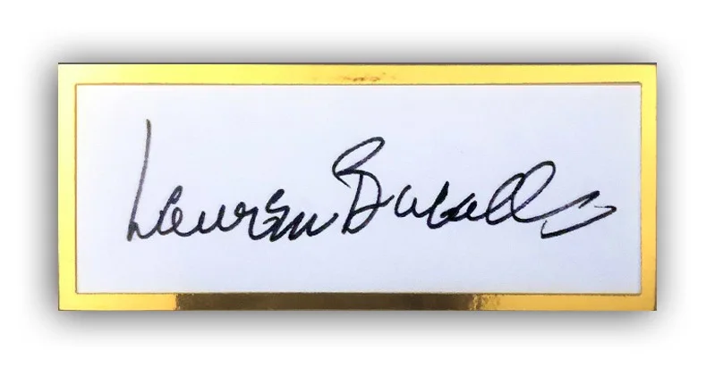 LAUREN BACALL — LAUREN BACALL Signed/Autographed 11x14 Mat Display, image 4