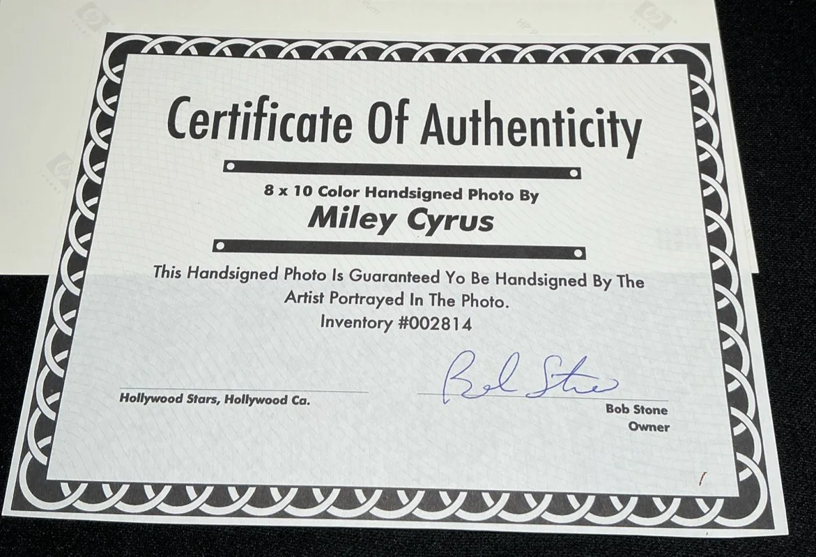 Miley Cyrus Singer Actress Performer Signed Autographed 8 x 10 Photo w/ COA, image 5