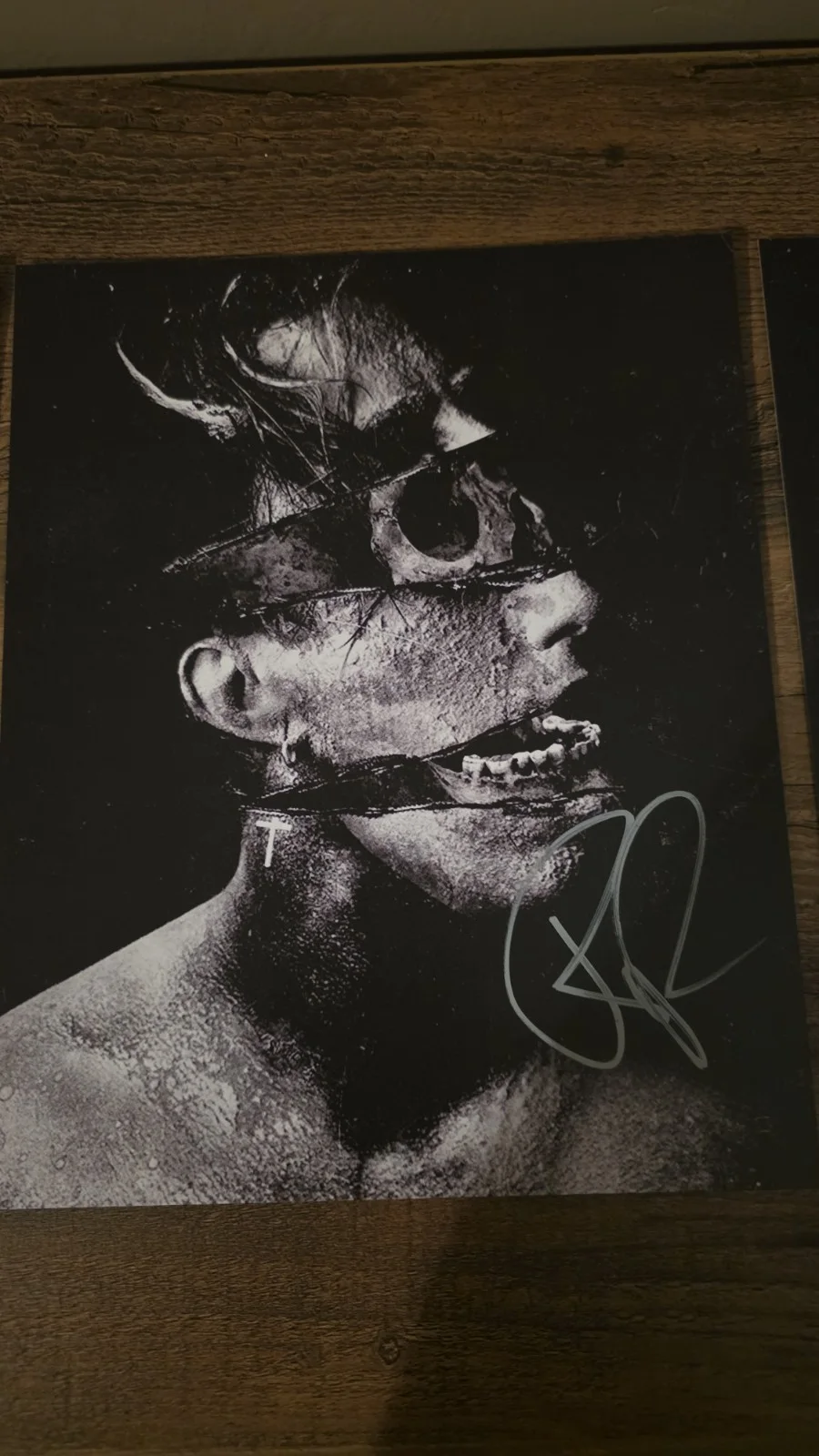 Ronnie Radke Signed 8x10s Falling In Reverse, image 3