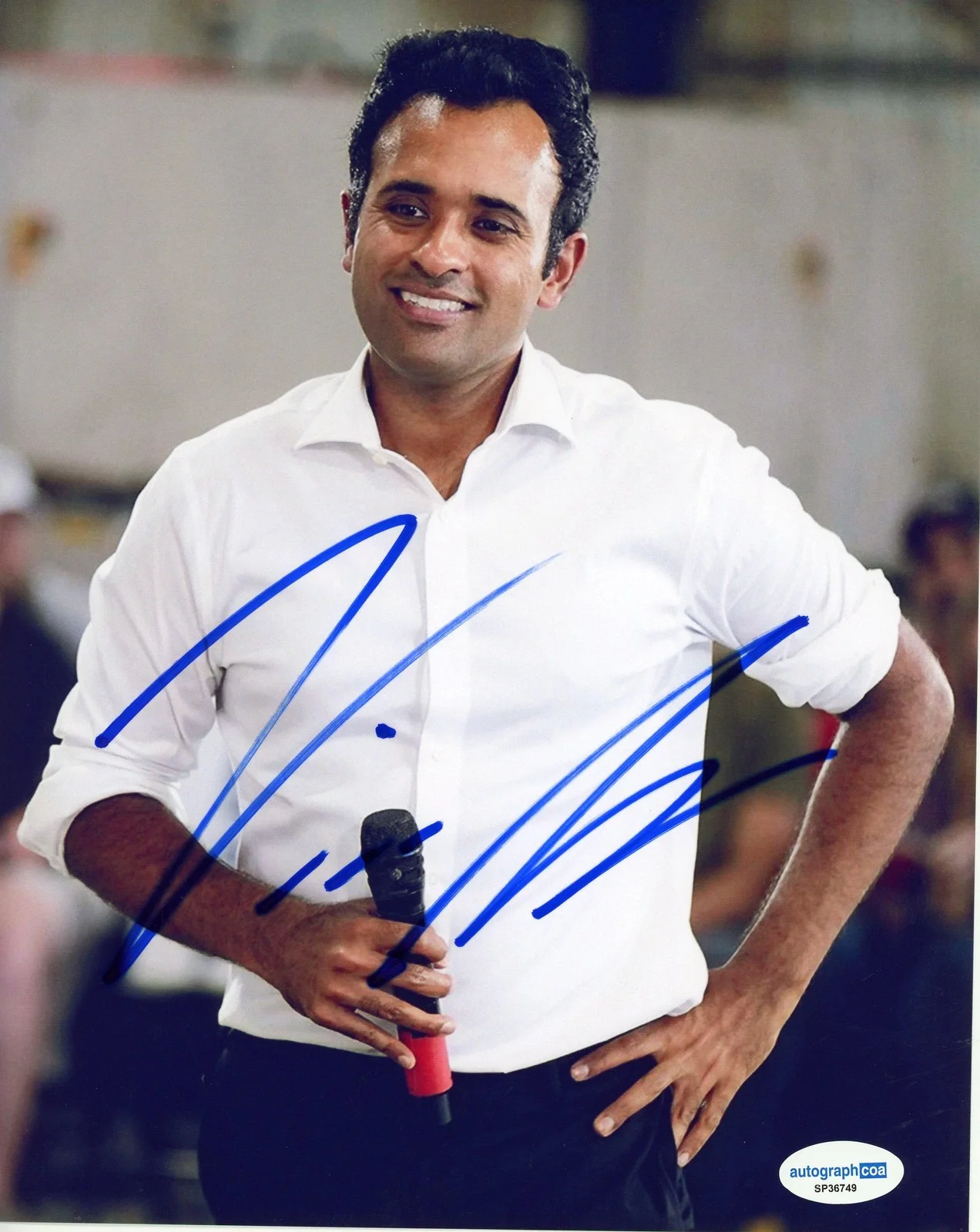 Vivek Ramaswamy — Vivek Ramaswamy AUTOGRAPH Signed Republican GOP Politician 8x10 Photo ACOA, изображение 2