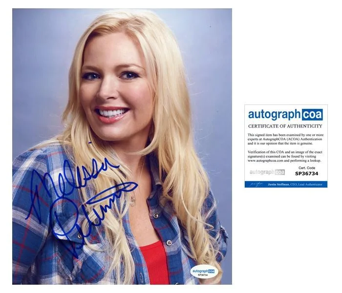 Melissa Peterman — Melissa Peterman "Happy's Place" AUTOGRAPH Signed 'Gabby' 8x10 Photo B ACOA
