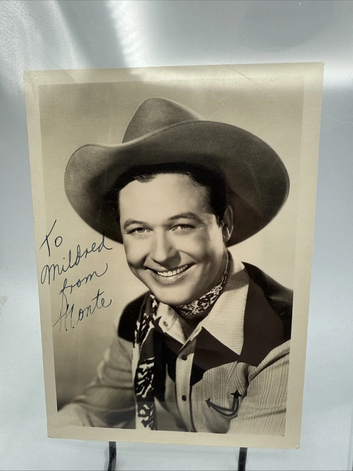 Monte Hale Autographed B&W 5X7 Photograph Lot of 2. On Horse and Studio Shot, изображение 2