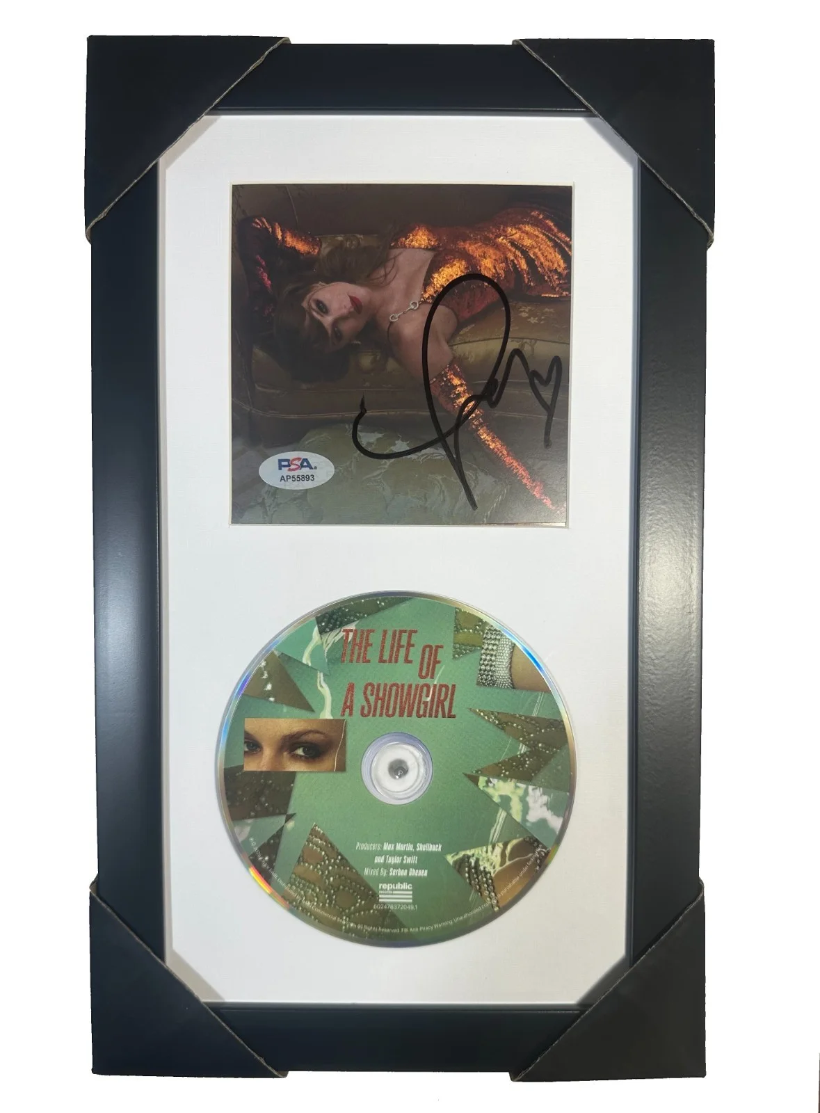 Taylor Swift Signed Photo + CD PSA DNA Authenticated Framed Collectible, image 2