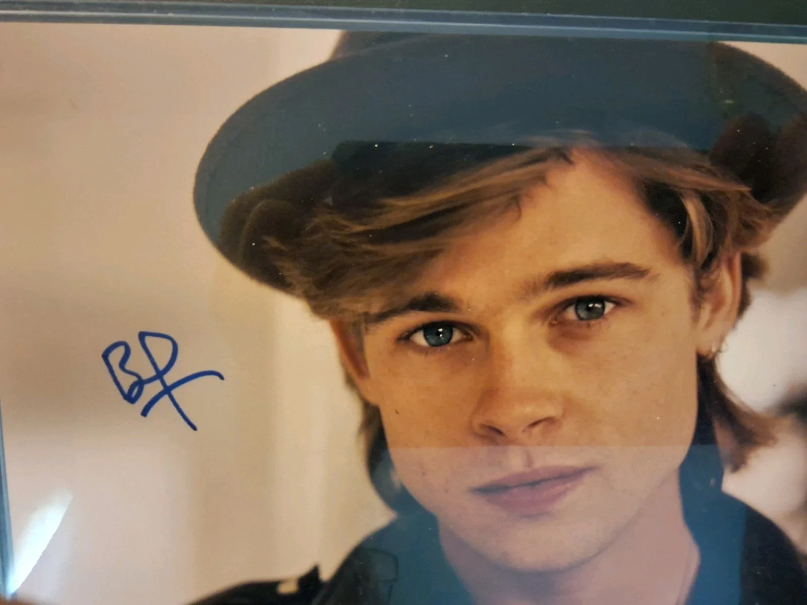 Signed Younger Brad Pitt 8x10 Autographed Photo with COA #6203, изображение 3