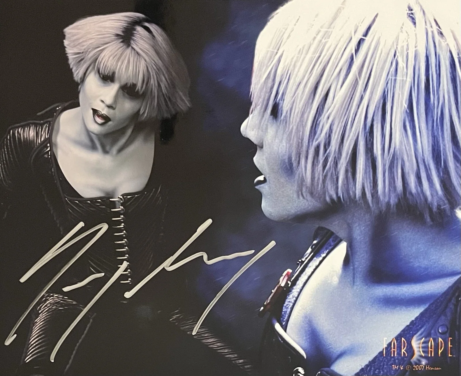 Gigi Edgley — Gigi Edgley Signed 8x10 Photo as Chiana From the Series “Farscape” CE COA