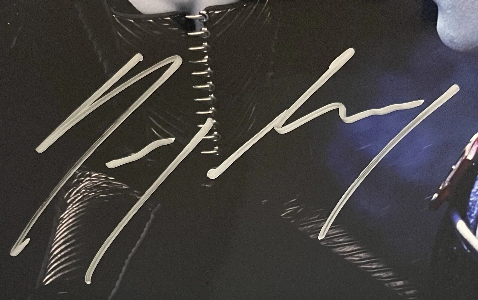 Gigi Edgley — Gigi Edgley Signed 8x10 Photo as Chiana From the Series “Farscape” CE COA, изображение 2