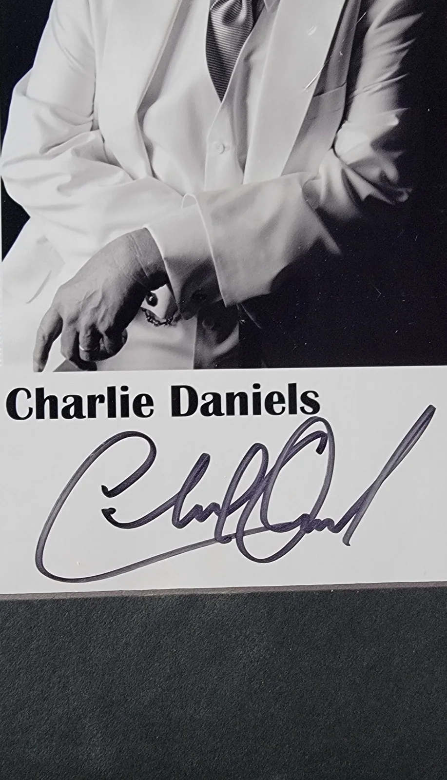 Charlie Daniels Handsigned 8x10 Matted Photo. Autograph. Not Authenticated, image 2