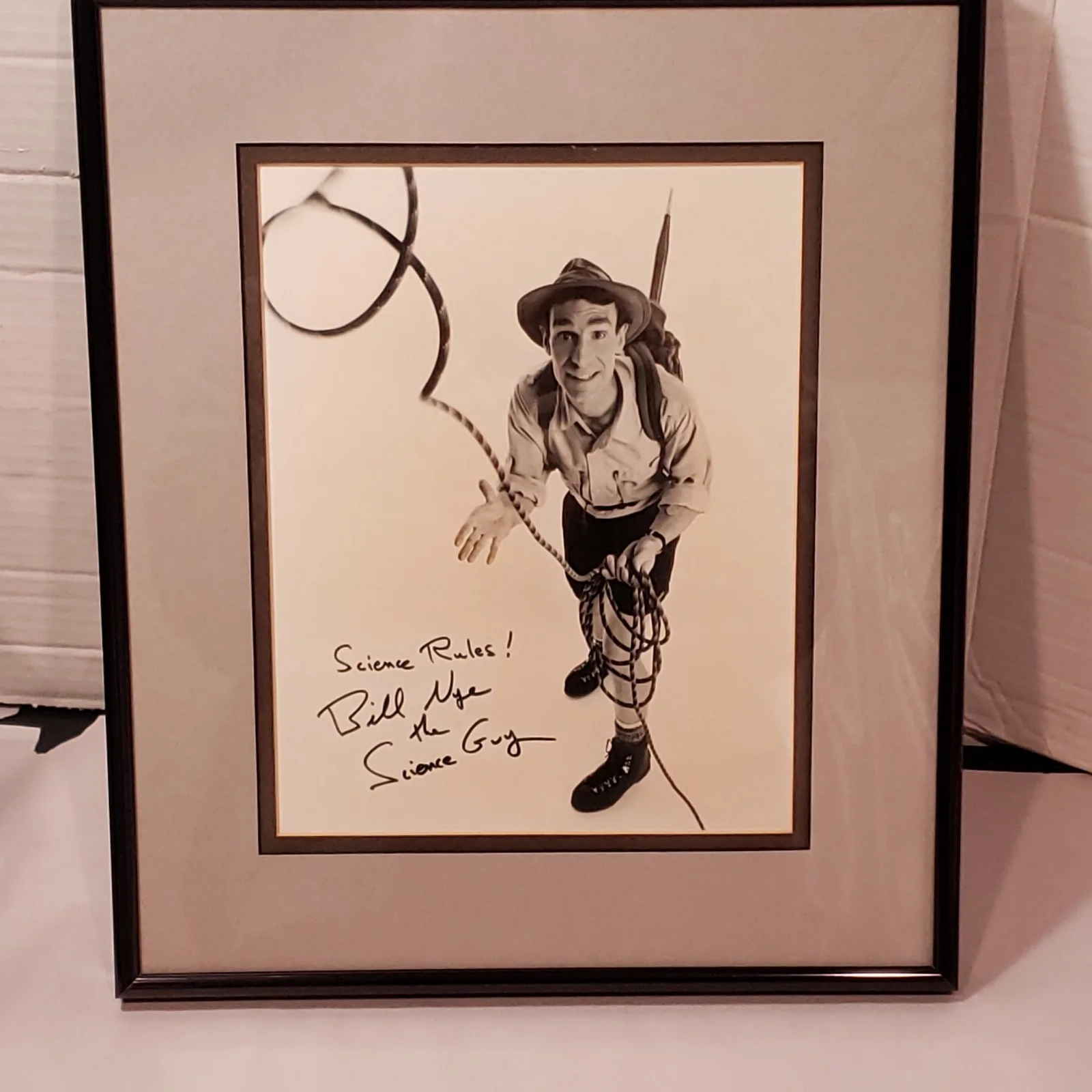 Bill Nye the Science Guy framed with glass Signed Photo Autograph, image 3