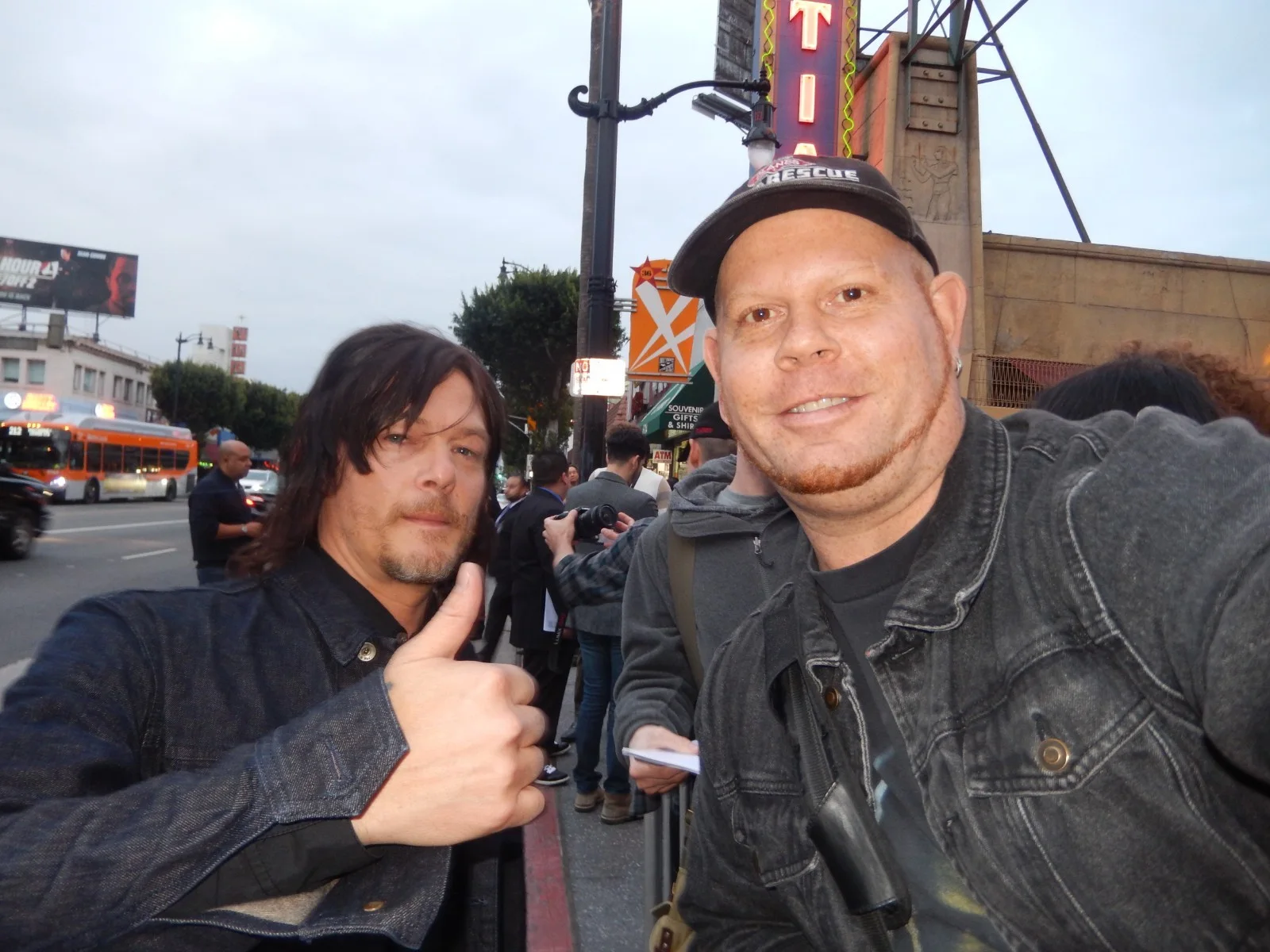 NORMAN REEDUS — Norman Reedus The Walking Dead matted signed index card with photo 11x17 #1, image 3