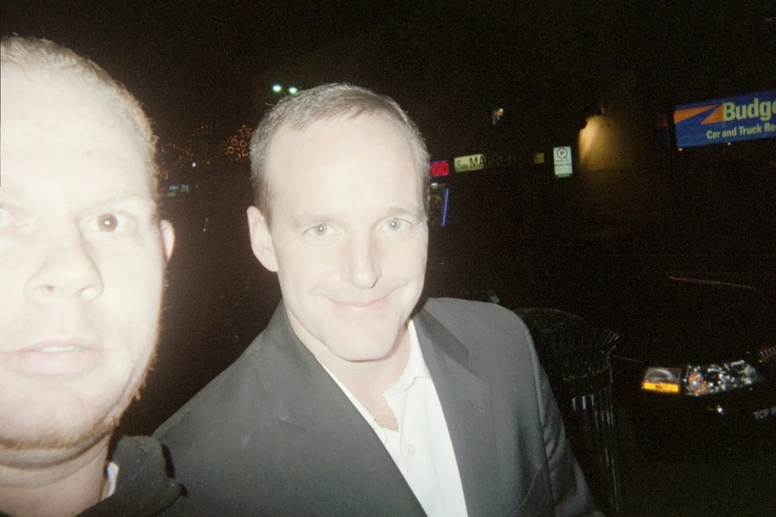 CLARK GREGG — Clark Gregg Agents Of S.H.I.E.L.D. matted signed index card with photo 11x17 #1, image 4