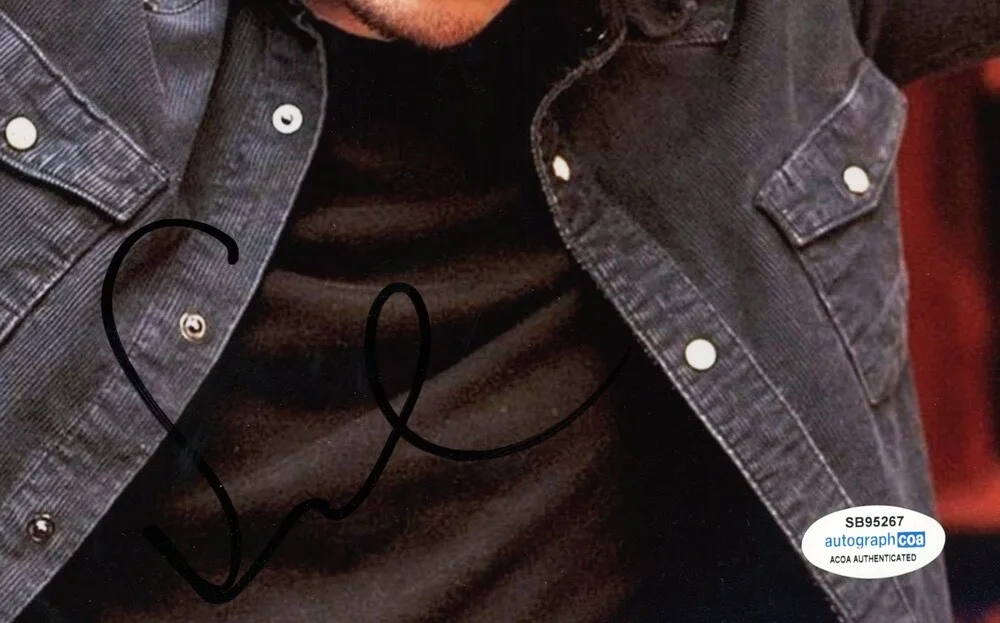 Sam Claflin — Sam Claflin signed 8X10 PHOTO b Proof HUNGER GAMES Daisy Jones & The Six ACOA, image 4