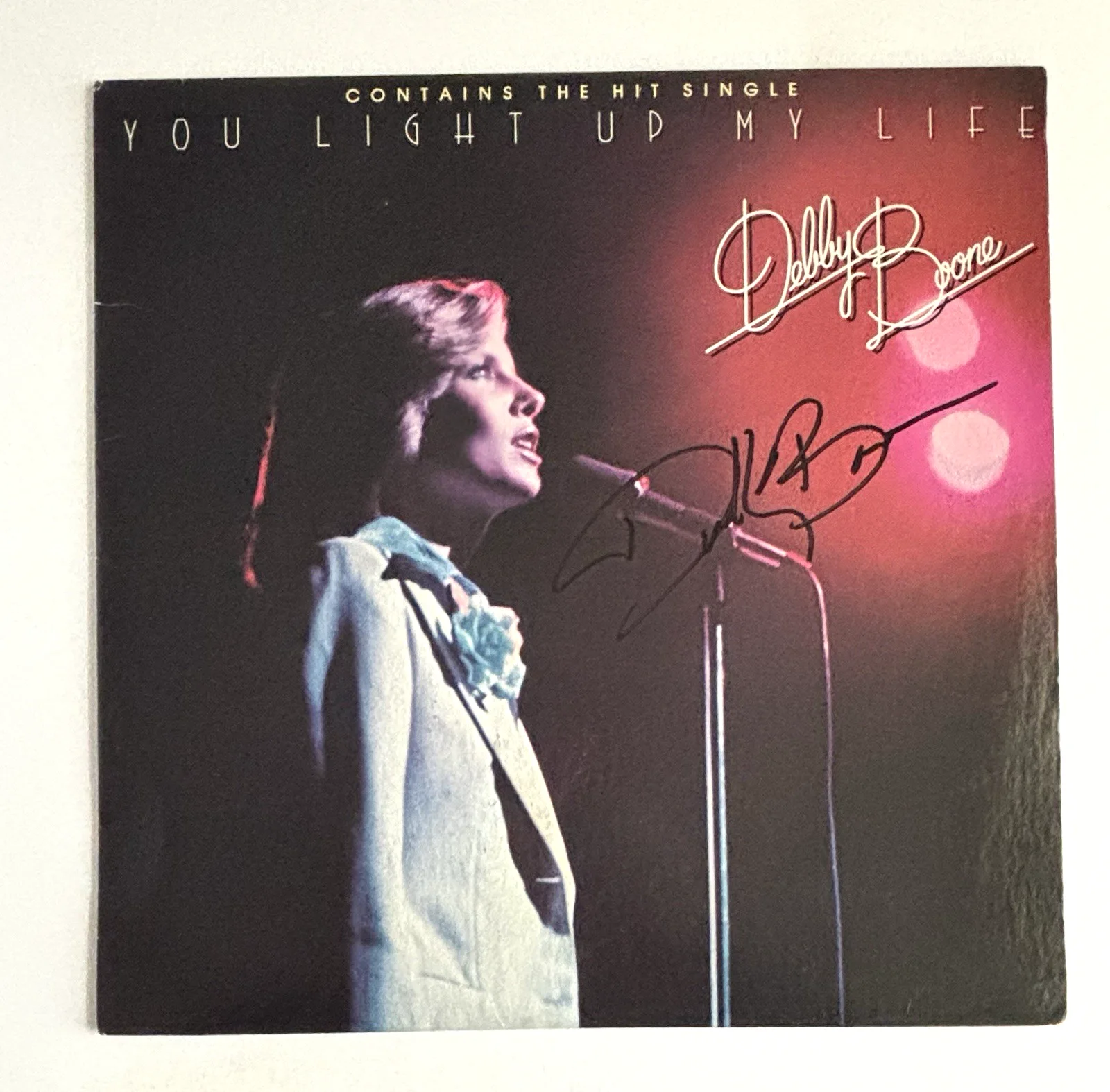 DEBBY BOONE Signed YOU LIGHT UP MY LIFE Vinyl LP PSA DNA COA, image 2