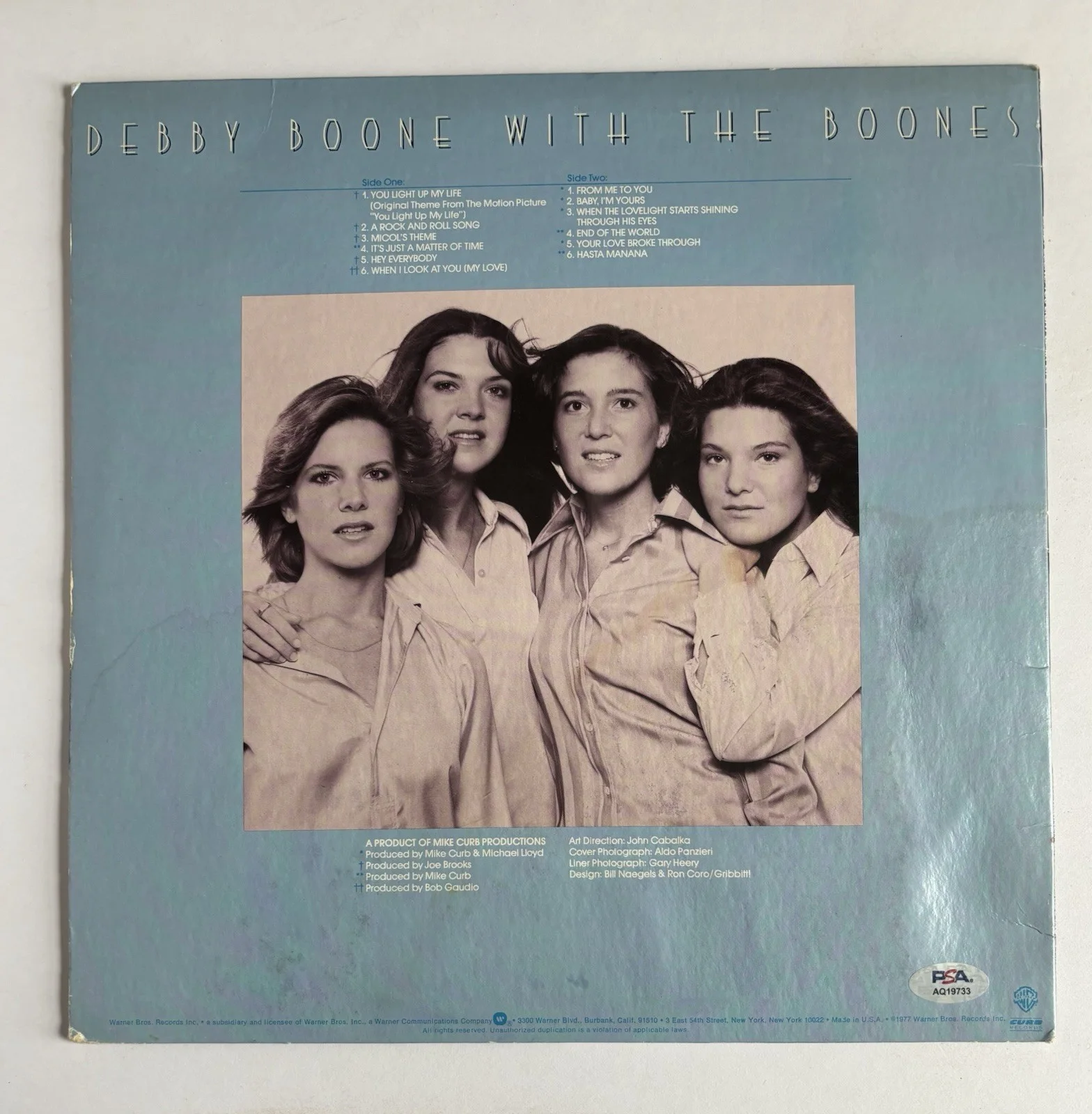 DEBBY BOONE Signed YOU LIGHT UP MY LIFE Vinyl LP PSA DNA COA, image 4