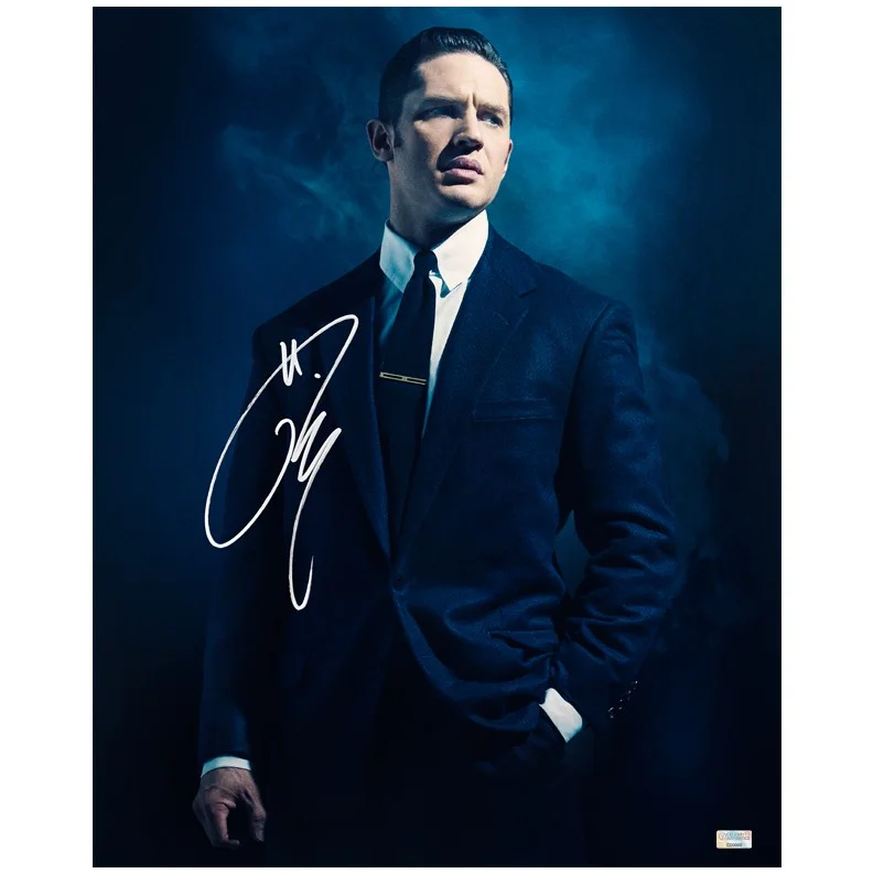 Tom Hardy — Tom Hardy Autographed 2015 Legend Reggie Kray 16x20 Photo