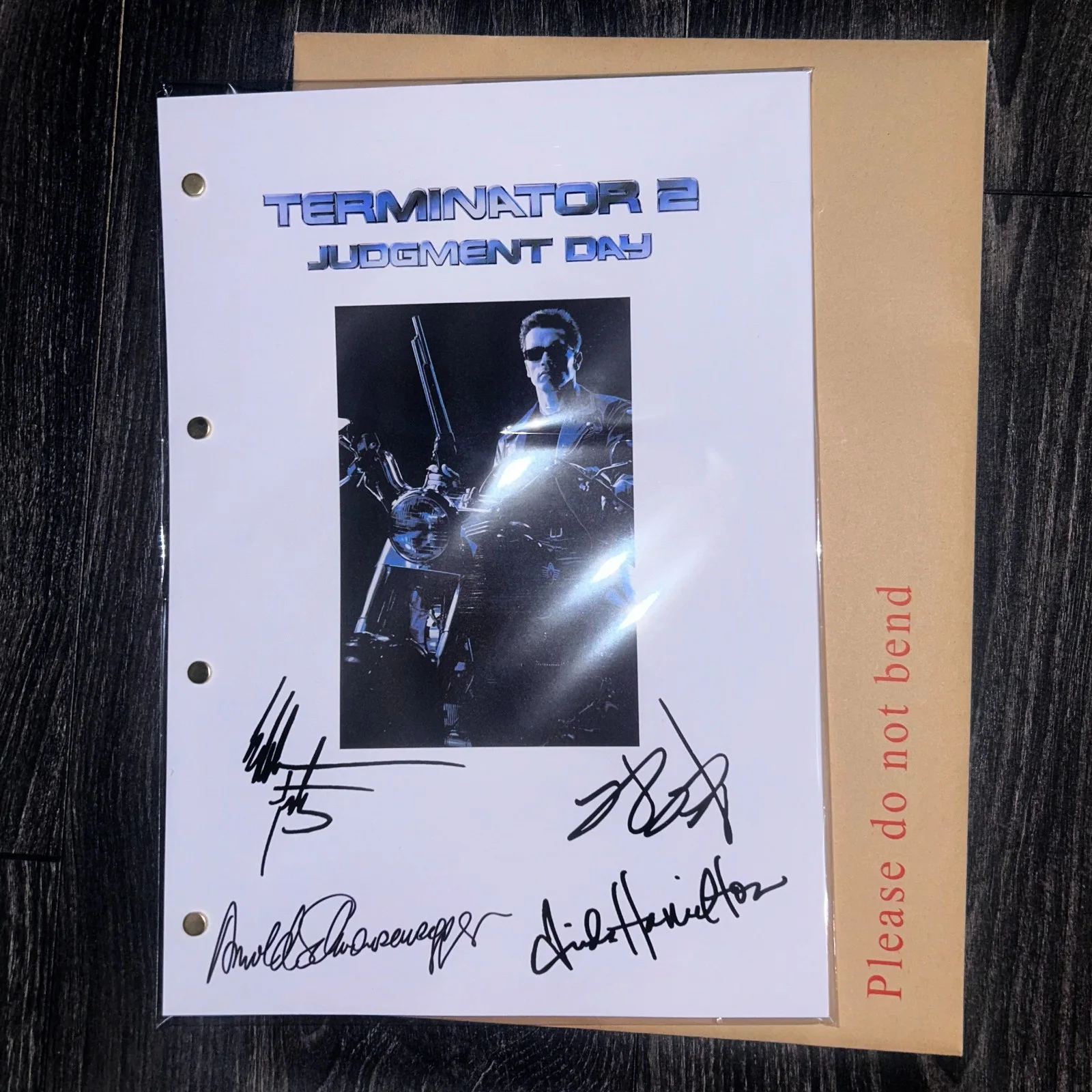 Terminator 2 / Transcript / Script / Screenplay / Autographed reprints, image 2