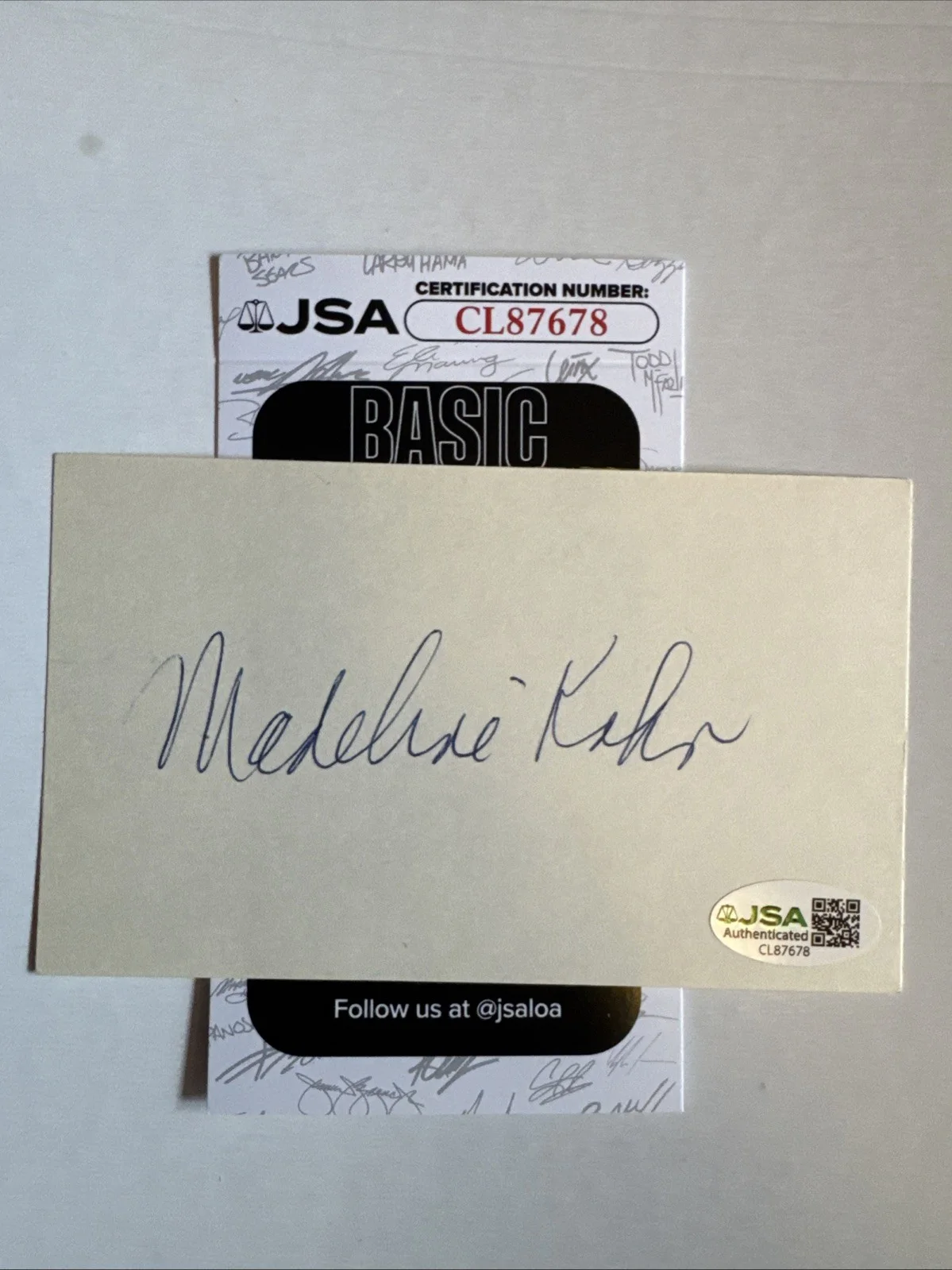 Madeline Kahn — Madeline Kahn AUTOGRAPHED Signed 3x5 Index Card Blazing Saddles DIED 1999 JSA