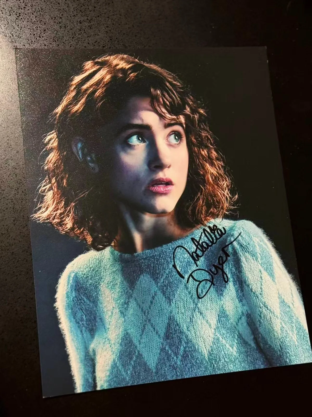 Natalia Dyer — NATALIA DYER signed 8x10 Photo autographed - STRANGER THINGS