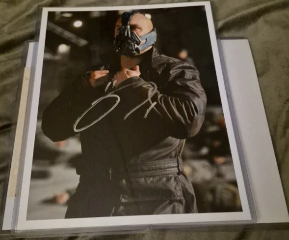 Tom Hardy — Signed Tom Hardy (Bane) 8×10 Photo Batman The Dark Knight Rises w/COA