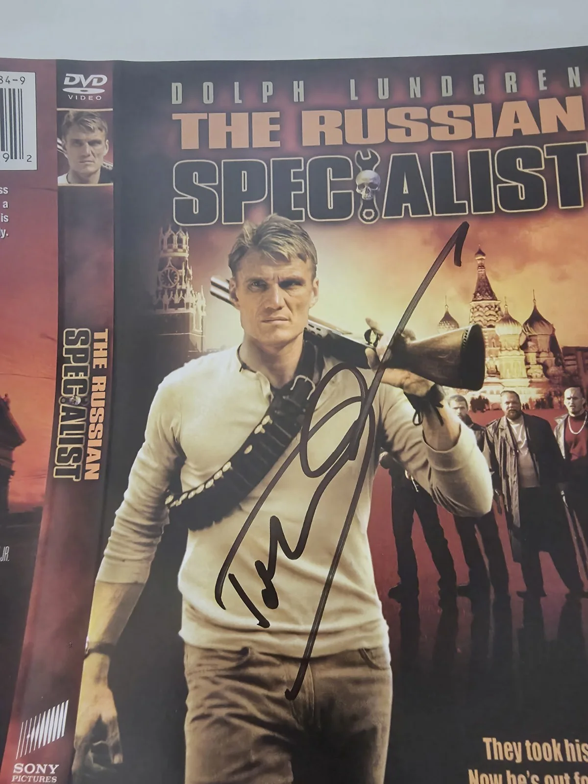 Dolph Lundgren — Dolph Lundgren signed 9x7 "& The Russian Specialist Paper Cover Of DVD, изображение 3