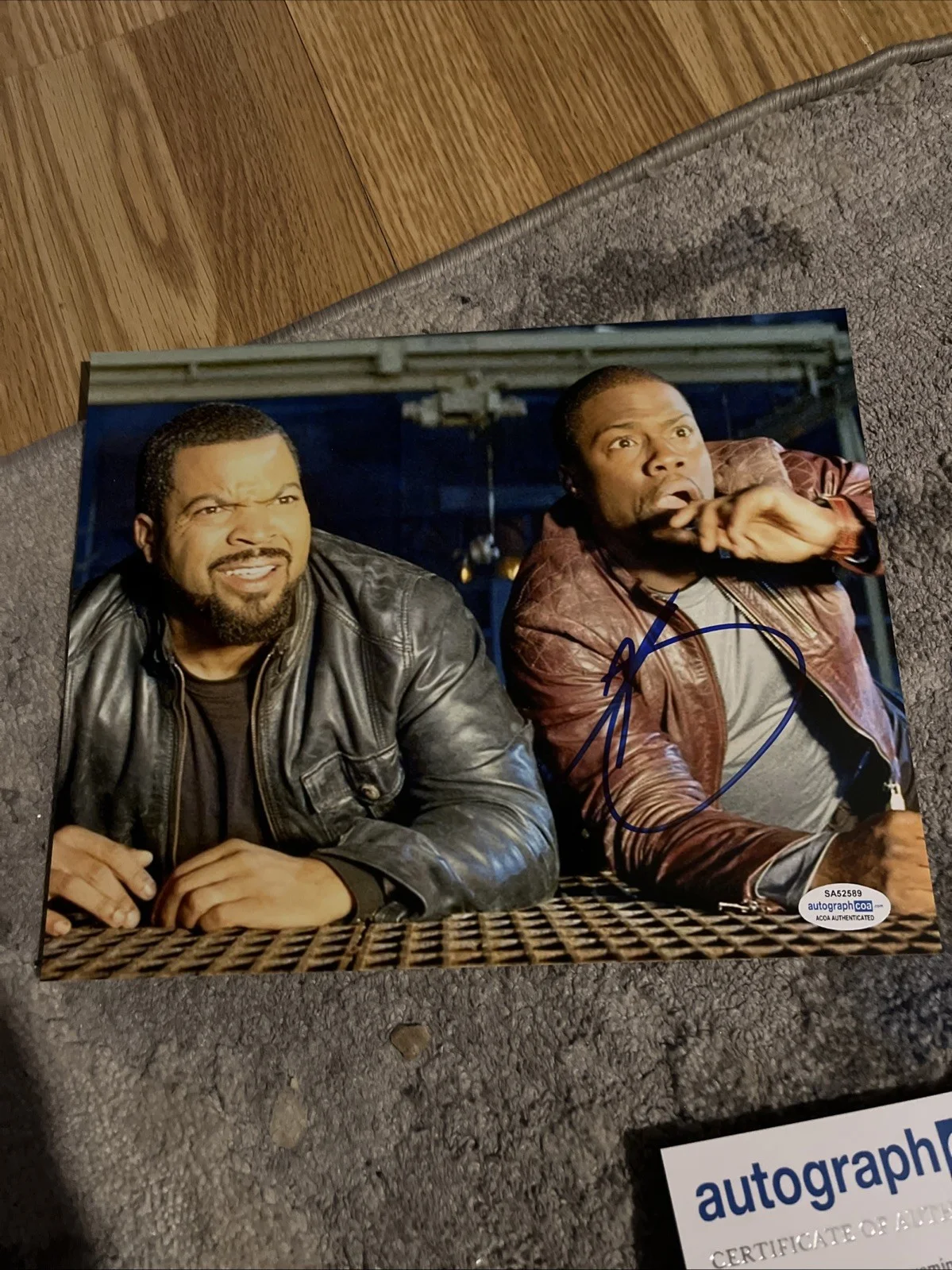 Kevin Hart — ACTOR COMEDIAN KEVIN HART SIGNED 8x10 PHOTO PICTURE ACOA CERTIFIED ICE CUBE, image 3