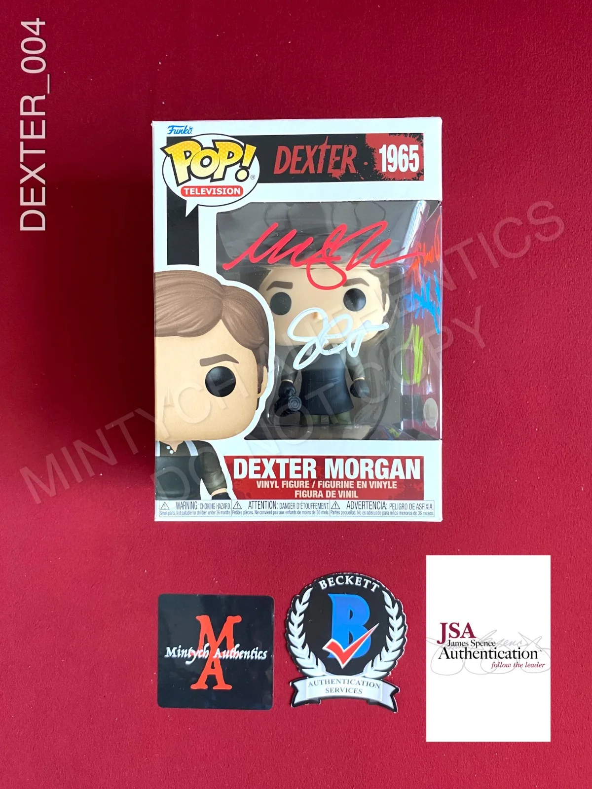 Michael C. Hall, Jennifer Carpenter, David Zayas, Erik King — Dexter cast signed Dexter Morgan Funko Pop #1965 Michael C. Hall Carpenter +3