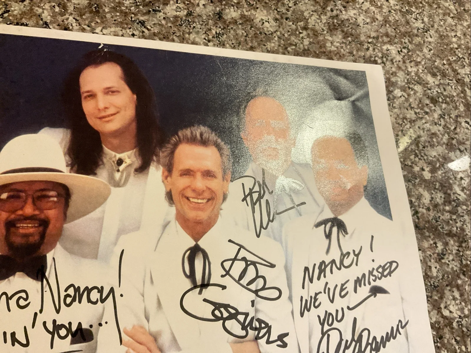 THE ASSOCIATION 8" x 10" Black & White Hand Signed Photo 4 Signatures No Coa, image 3