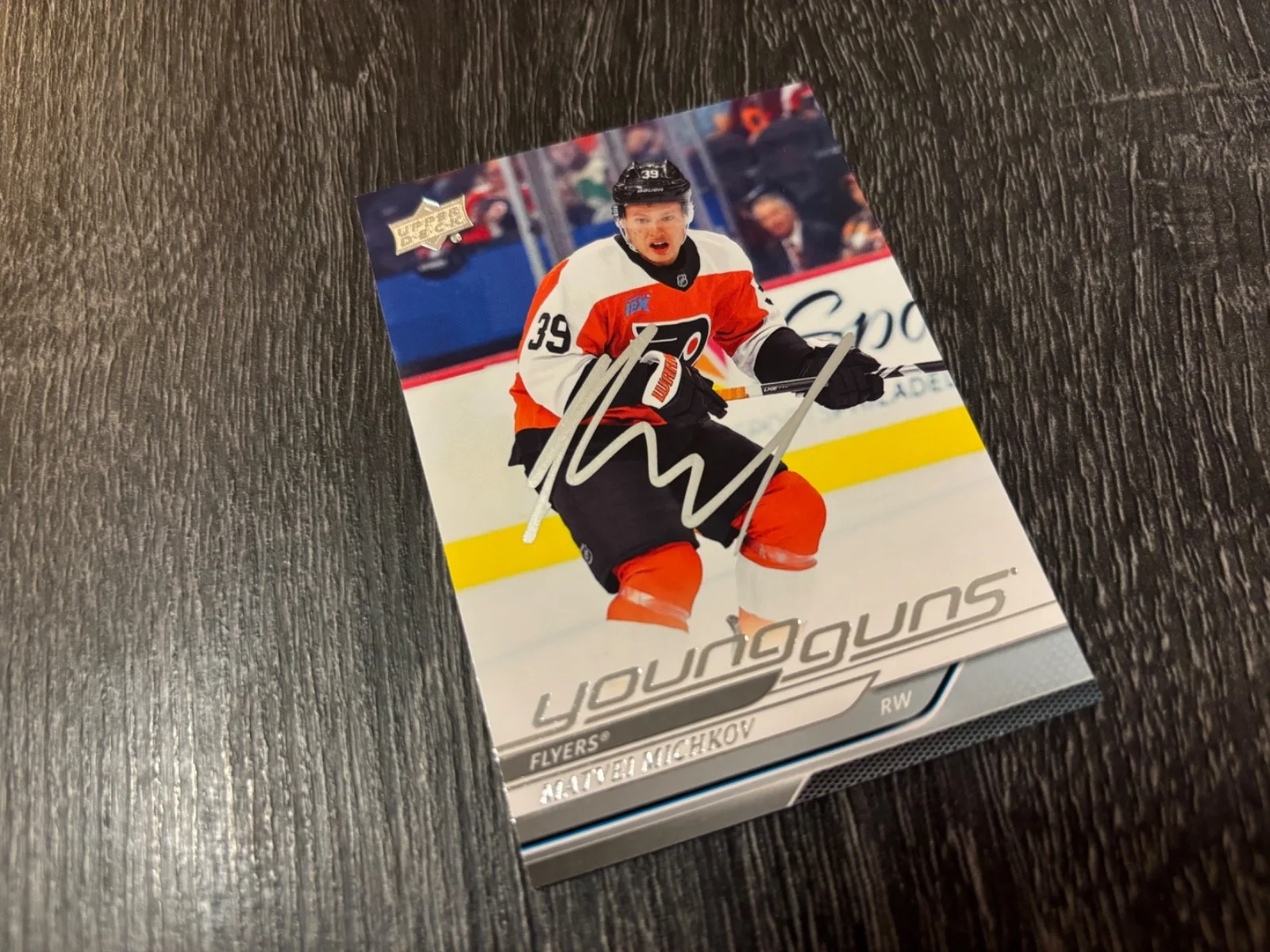 MATVEI MICHKOV AUTO CARD YOUNG GUNS RARE AUTOGRAPHED SIGNED FLYERS IN PERSON, image 2