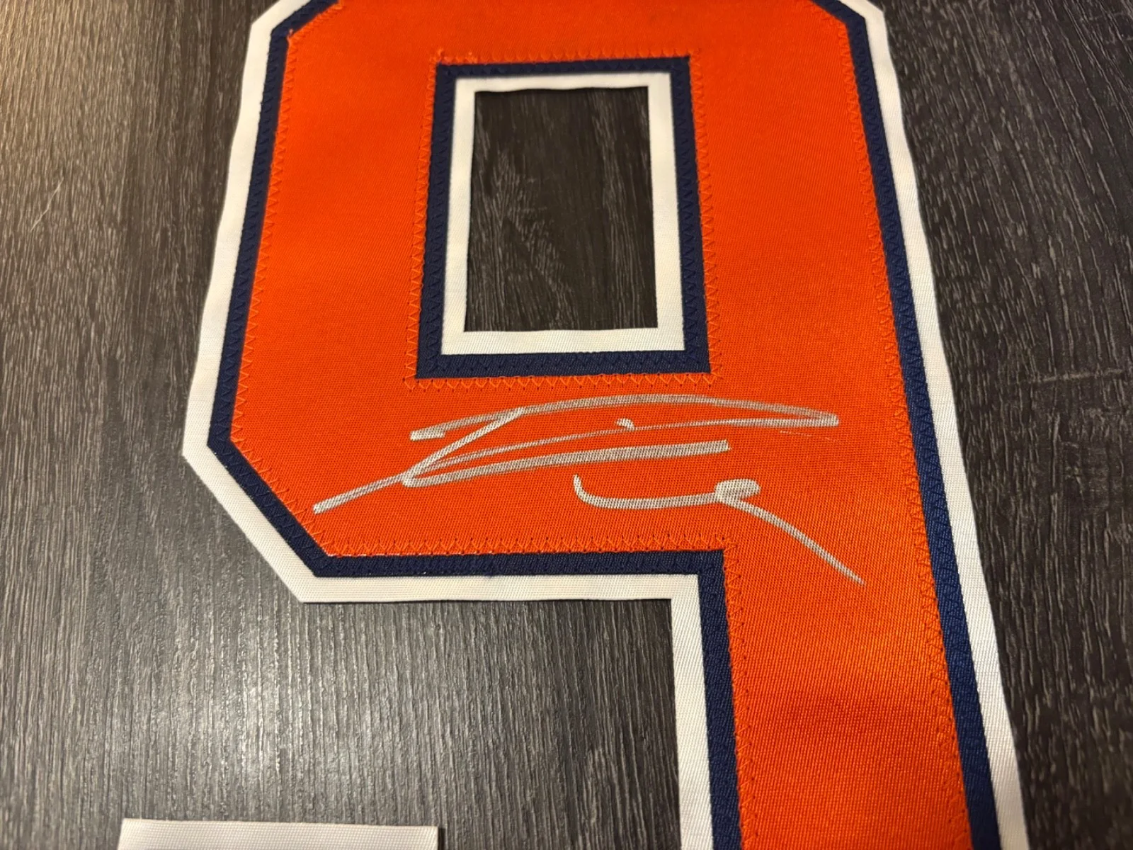 LEON DRAISAITL SIGNED AUTOGRAPHED JERSEY NUMBER RARE 29 EDMONTON OILERS (3), изображение 2