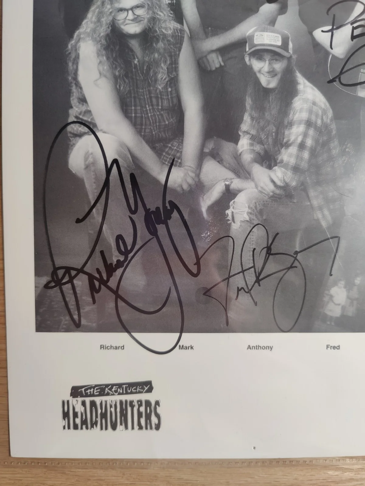 Kentucky Headhunters Autographed Promo Photo, изображение 2