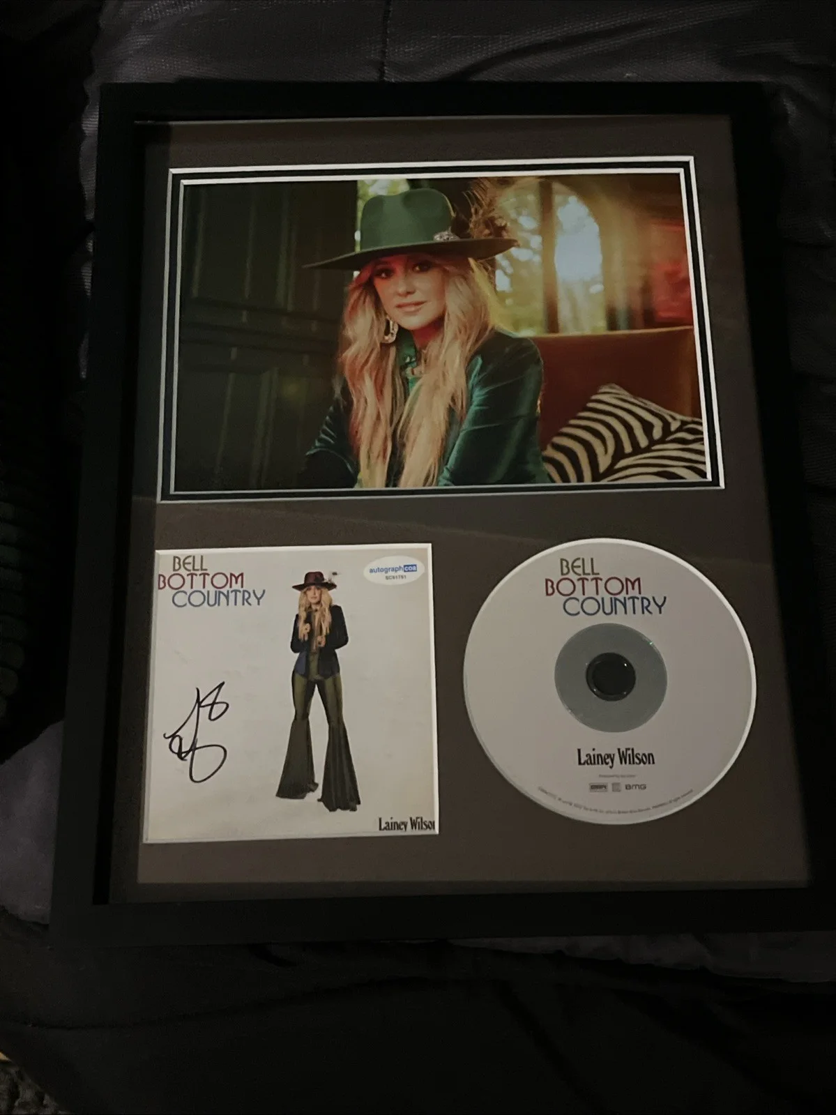LAINEY WILSON SIGNED AUTOGRAPH 11x14 FRAMED DISPLAY ACOA COUNTRY STAR PHOTO PIC, изображение 5