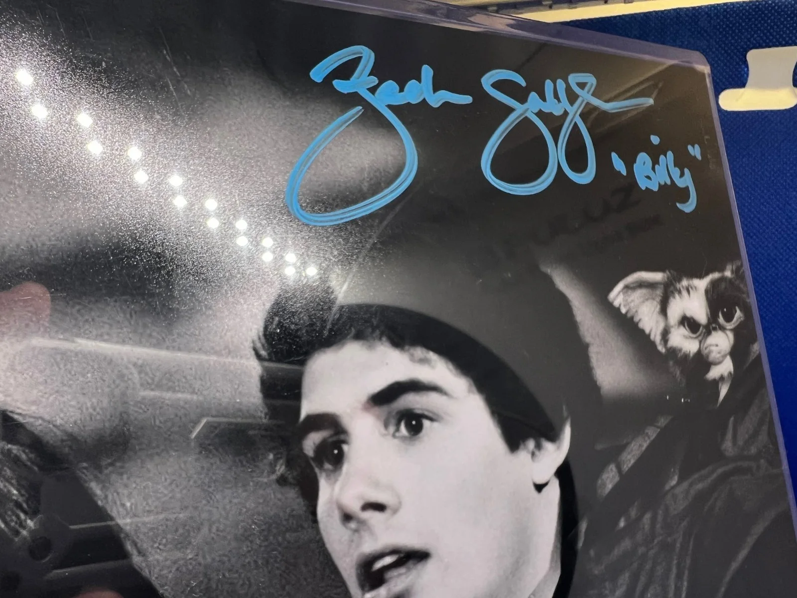 Zach Galligan — Zach Galligan auto signed 8x10 photo Gremlins JSA COA Rare Black and White, image 2