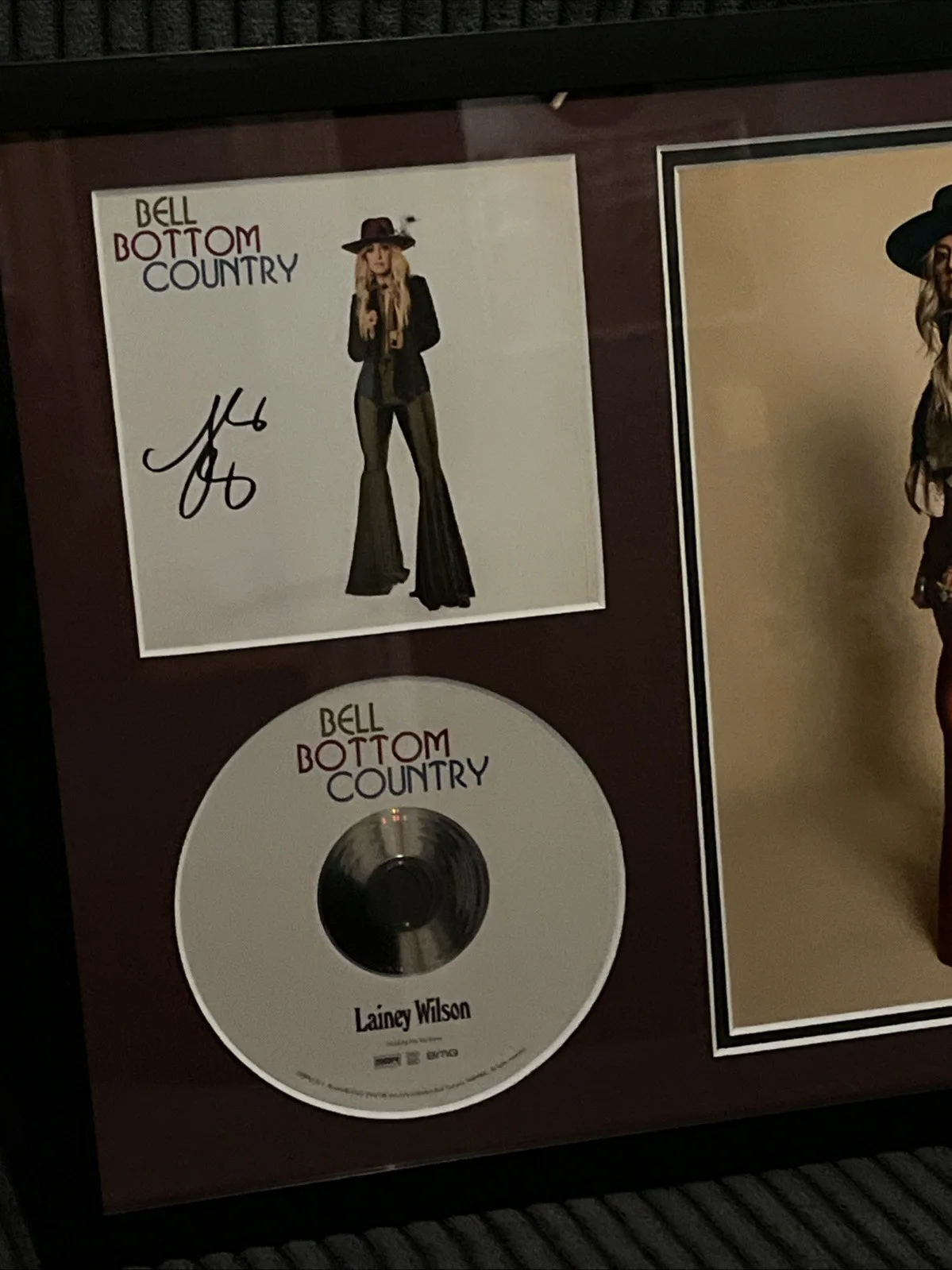 LAINEY WILSON SIGNED AUTOGRAPH 11x14 FRAMED DISPLAY ACOA COUNTRY STAR PHOTO PIC, image 5