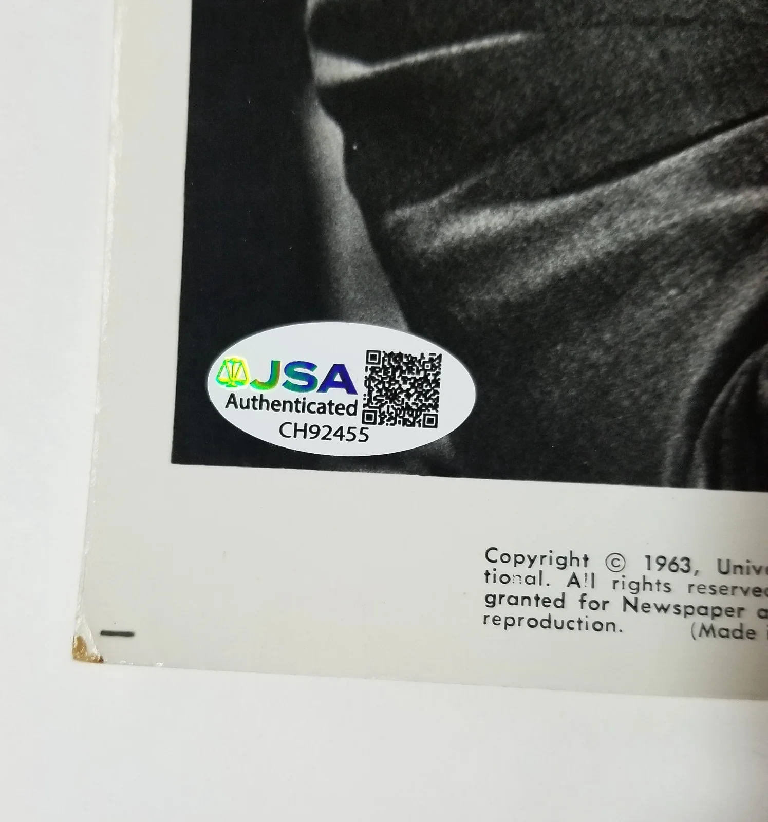 Rod Taylor — Rod Taylor SIGNED 1963 Time Birds Promo Photo JSA COA Autograph Time Machine, изображение 2