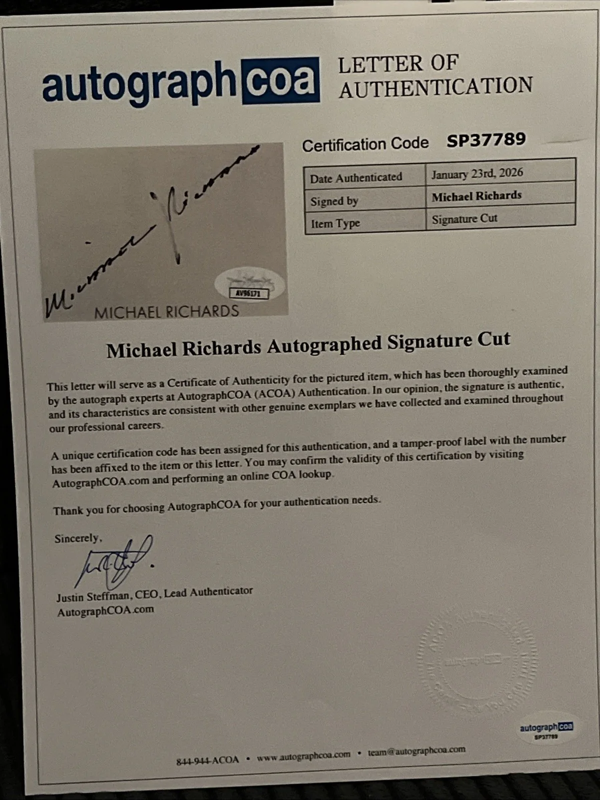 Michael Richards — Michael Richards "Seinfeld" AUTOGRAPH Signed 'Kramer' Framed 11x14 Display ACOA, image 3