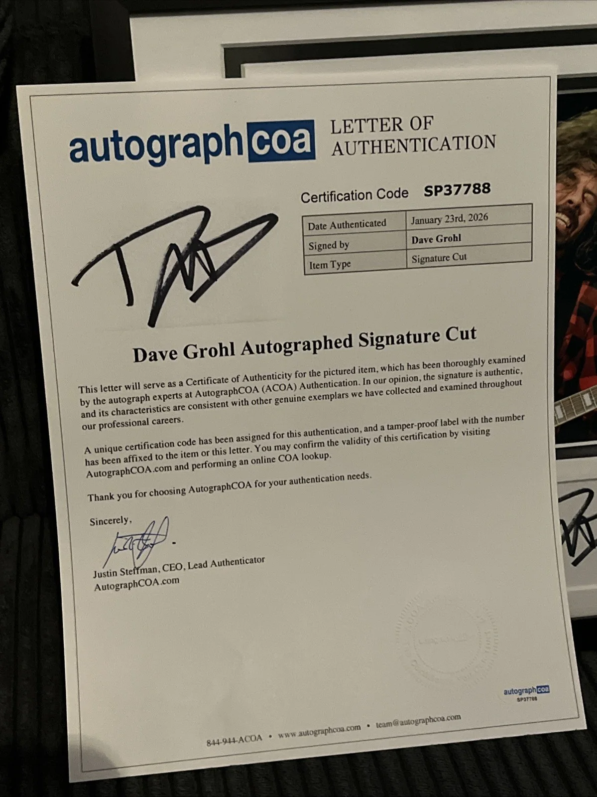 Dave Grohl — Dave Grohl "Foo Fighters" AUTOGRAPH Signed Custom Framed 11x14 Display ACOA, image 4
