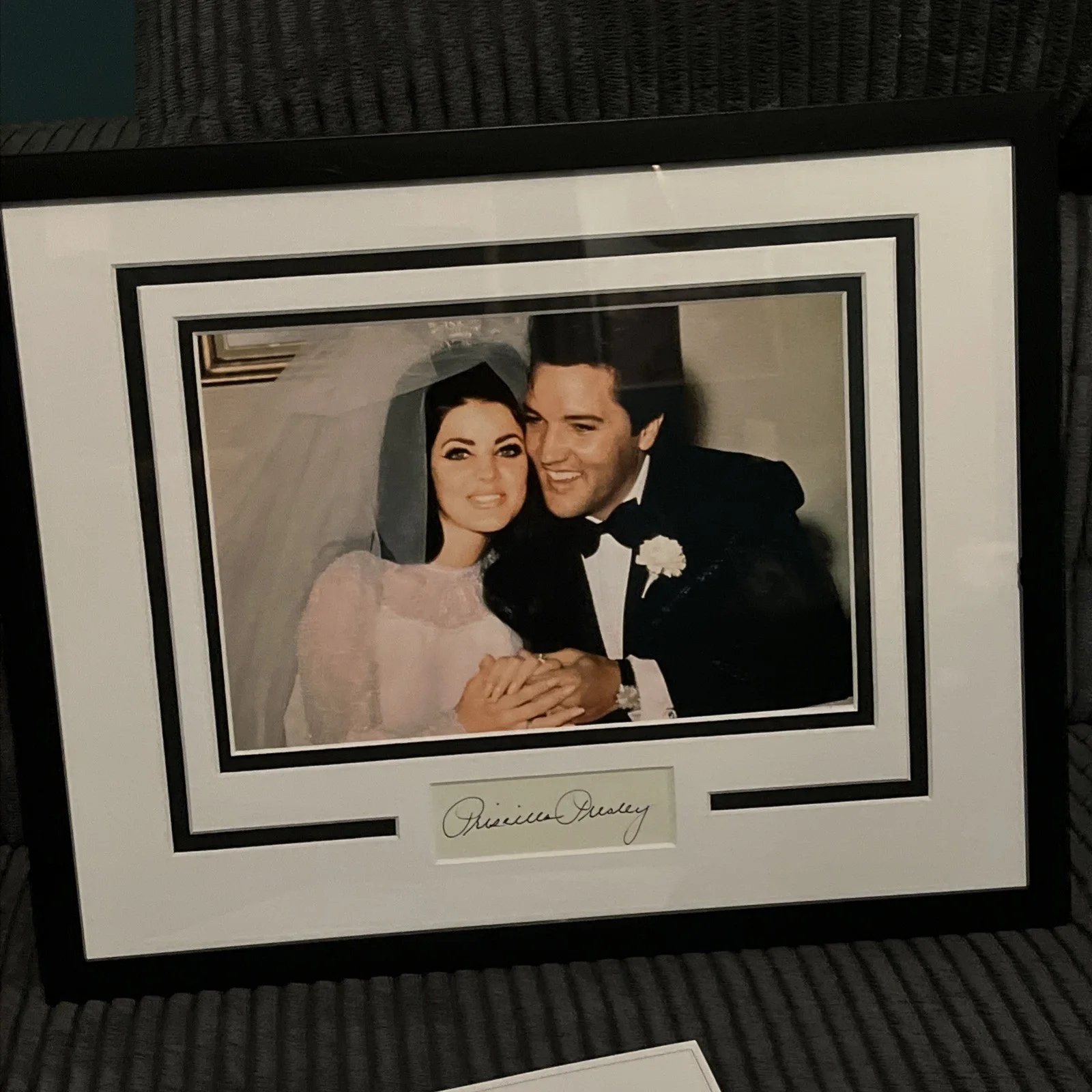 Priscilla Presley — Priscilla Presley Autographed Signed 11x14 Framed Photo Elvis Presley Wife ACOA, изображение 5