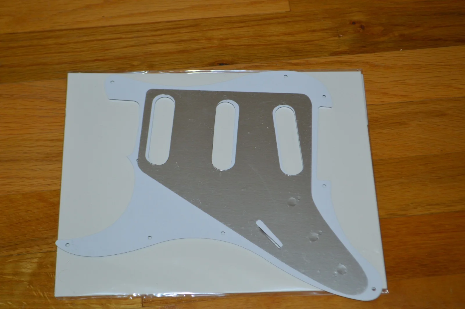 Post Malone Autographed 11" Electric Guitar Pickguard with PSA Hologram, изображение 4