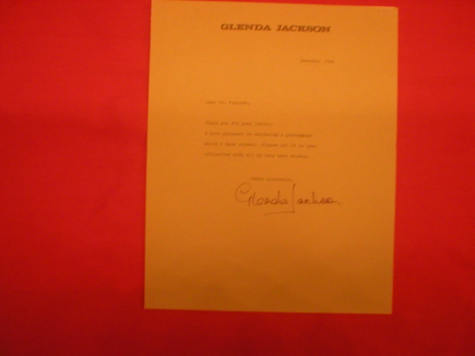 Glenda Jackson — VINTAGE GLENDA JACKSON SIGNED, AUTOGRAPHED 8X10 PHOTO, PLUS LETTER TO COLLECTOR, изображение 4
