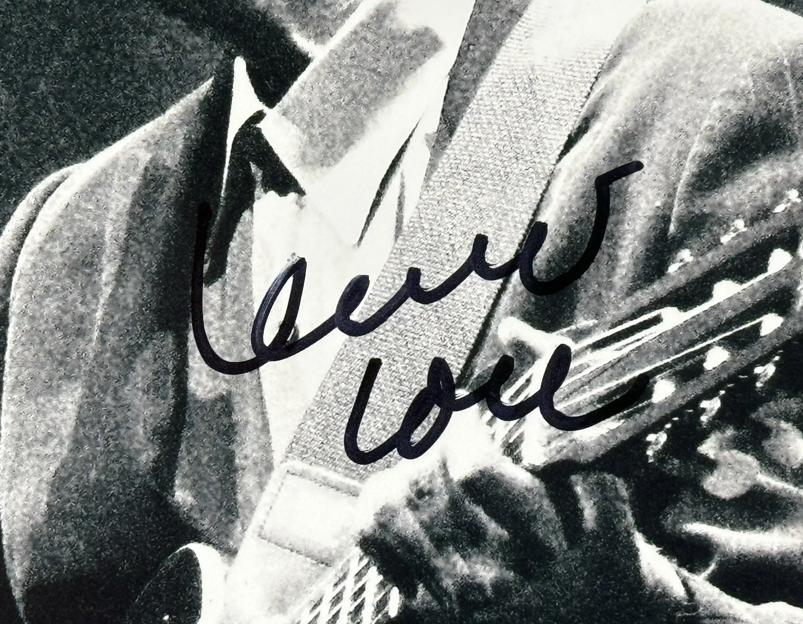 Leonard Cohen signed Photo 8x10 in concert psa dna coa, изображение 2