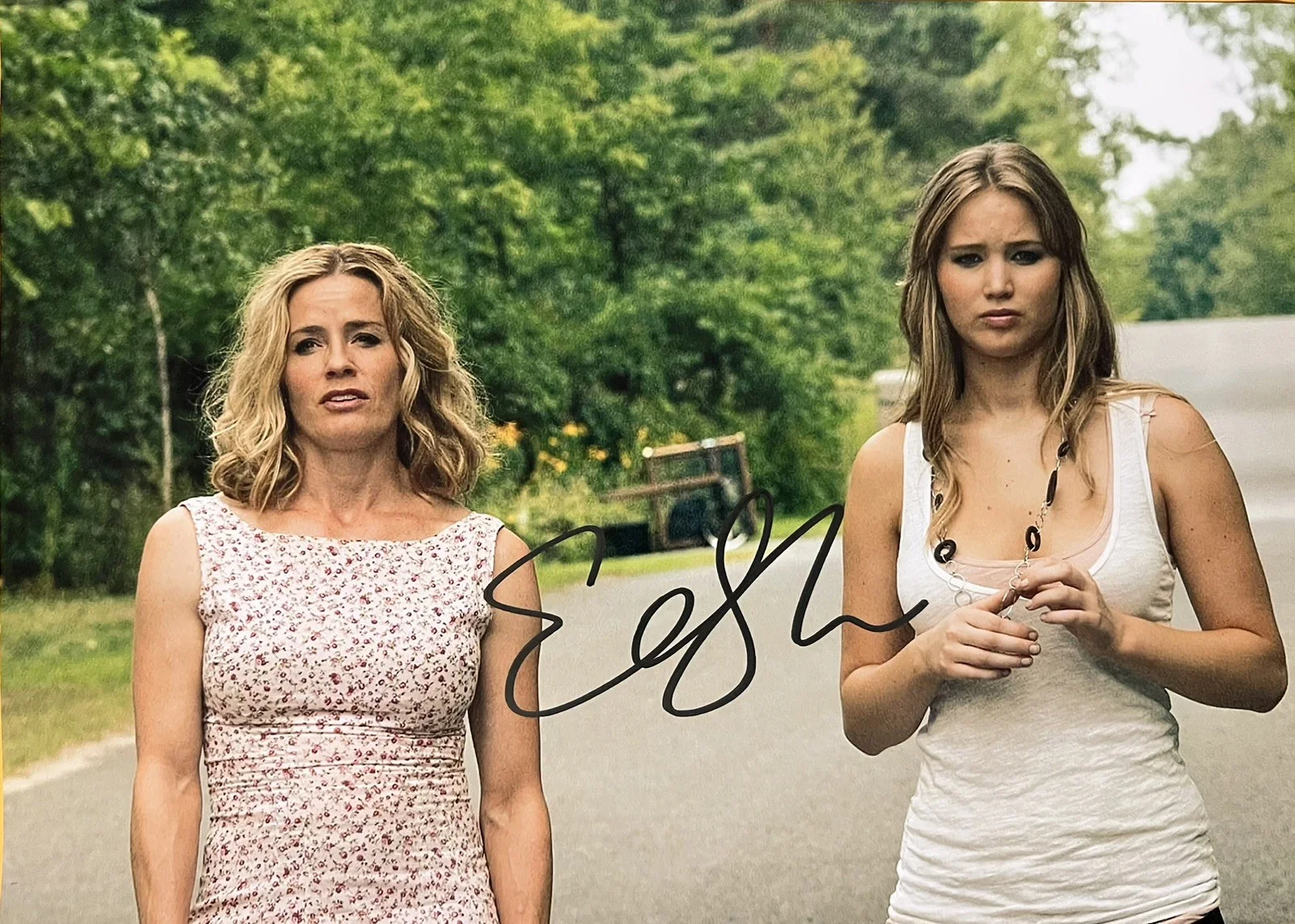 Yvonne Strahovski — Elisabeth Shue Signed Photo with Jennifer Lawrence wCOA Autograph 8.25x11.5