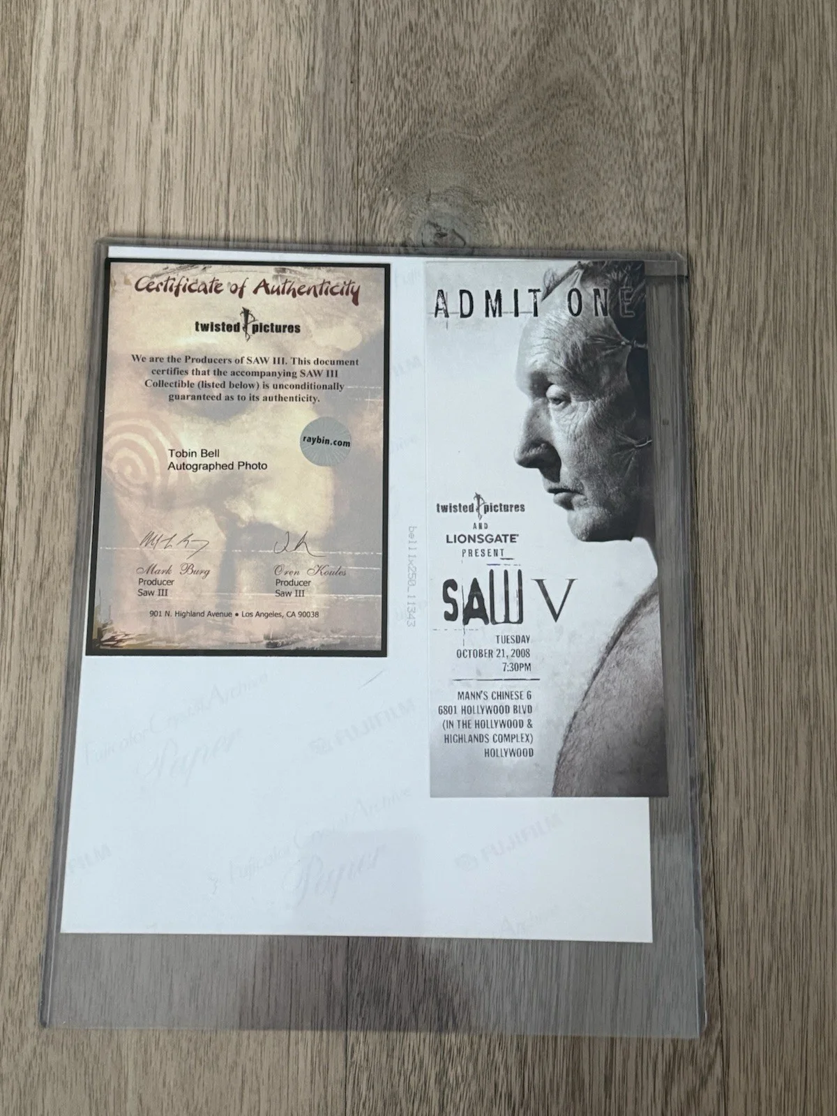 SAW Tobin Bell Signed Photo w/ Twisted Pictures COA + Saw V Admit One Ticket, изображение 3