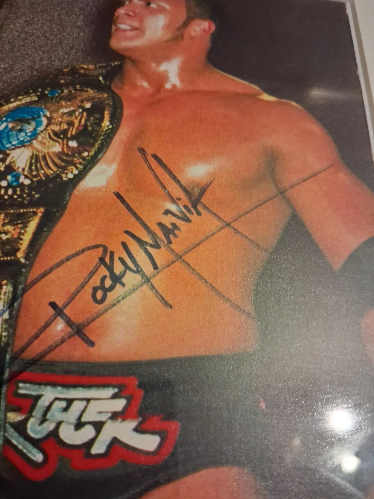 Early Rare 1997 Rocky Maivia Signed Photo In Frame, изображение 4