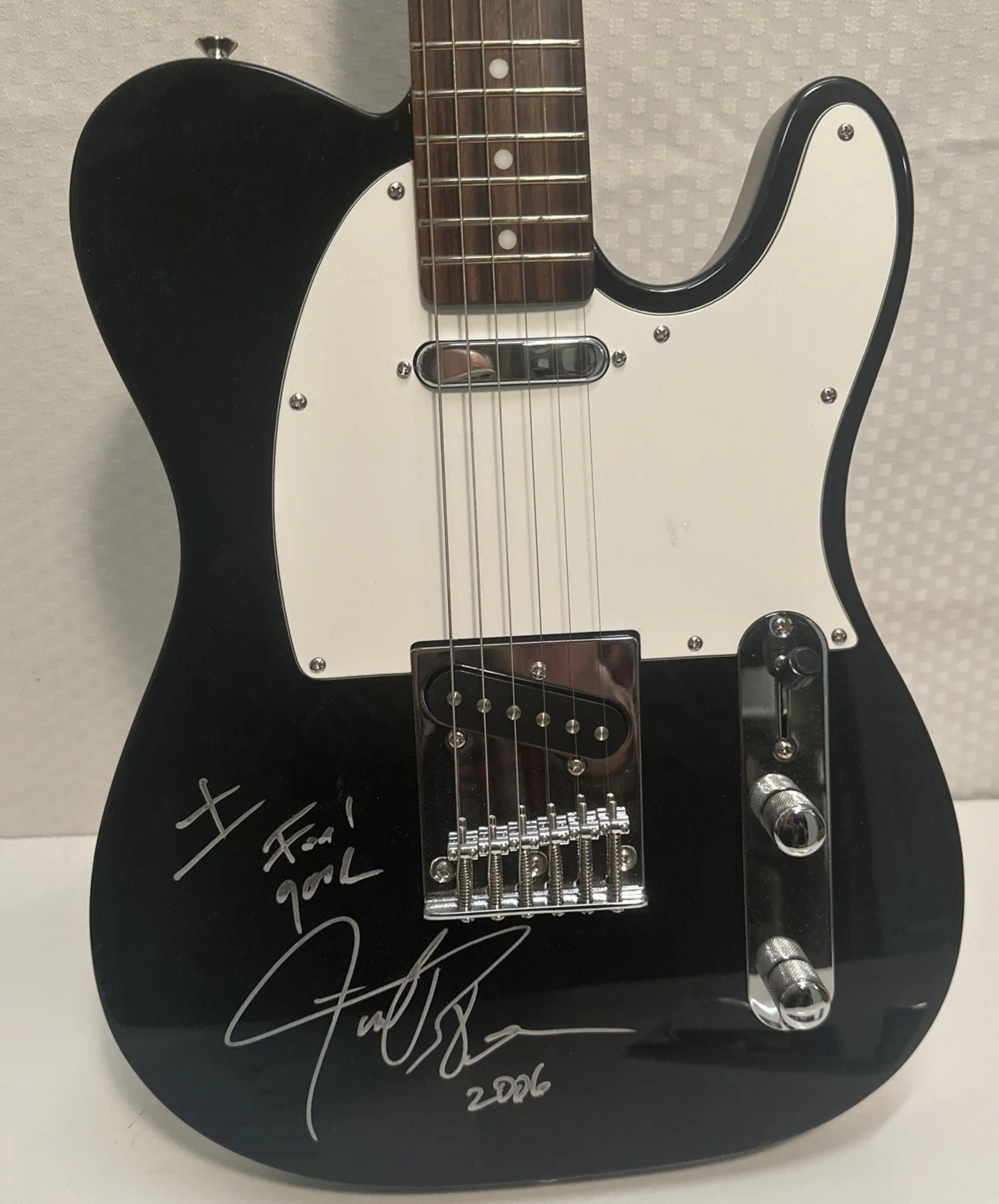 Electric Guitar Signed By James Brown With COA and Photo., image 3