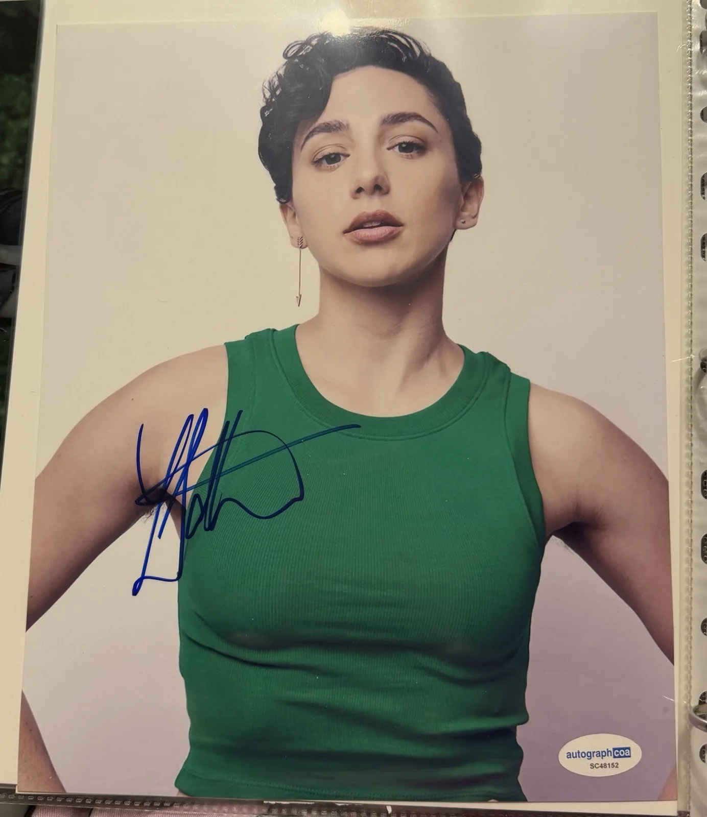 Lauren Patten — Lauren Patten "Jagged Little Pill" Broadway AUTOGRAPH Signed 8x10 Photo ACOA